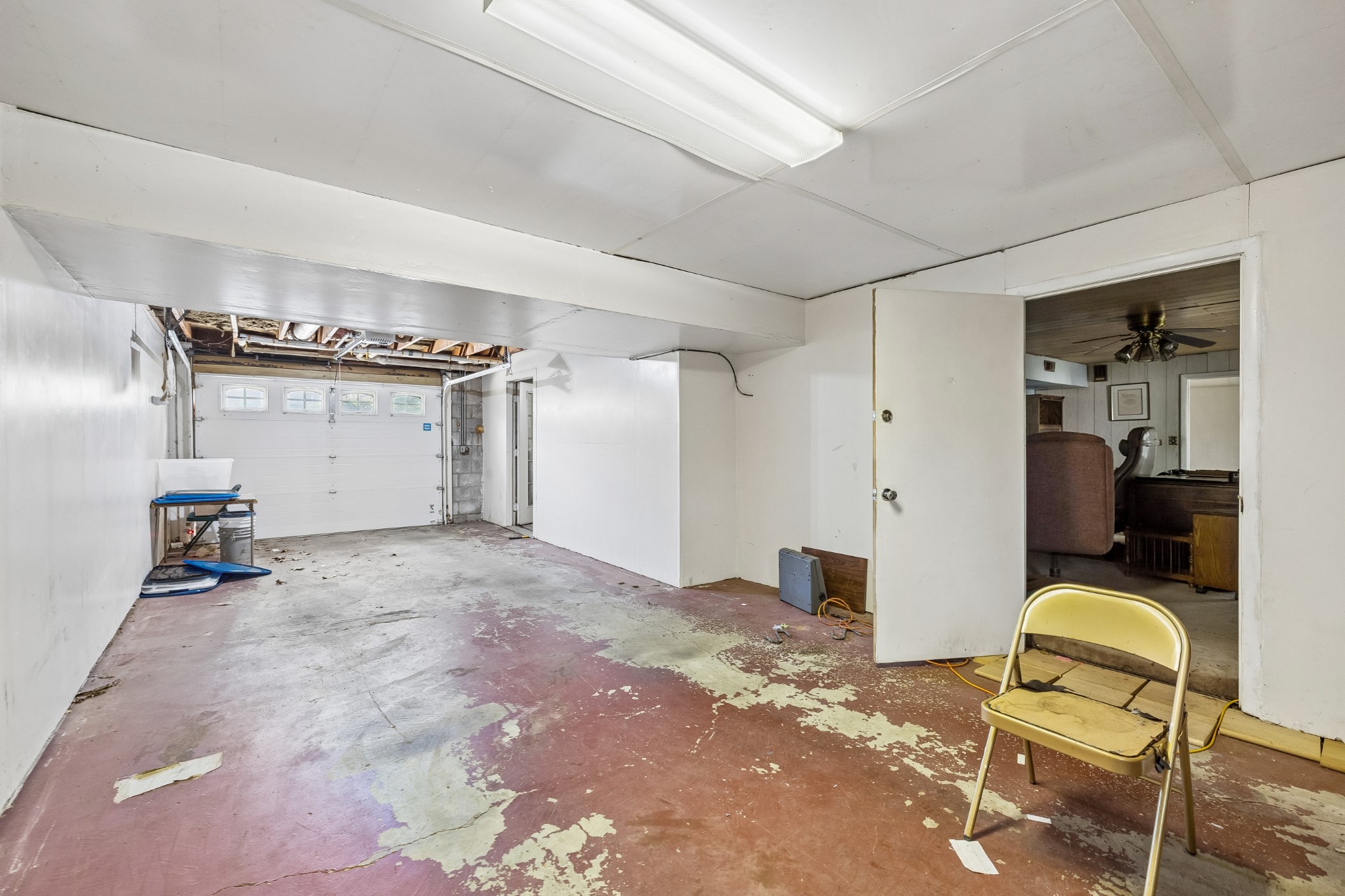 505 Foothill Dr