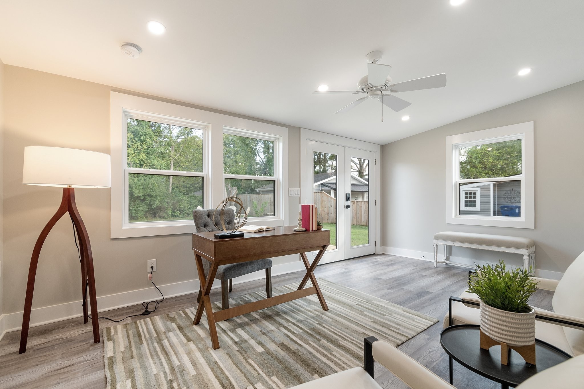 1305 Chickering Dr