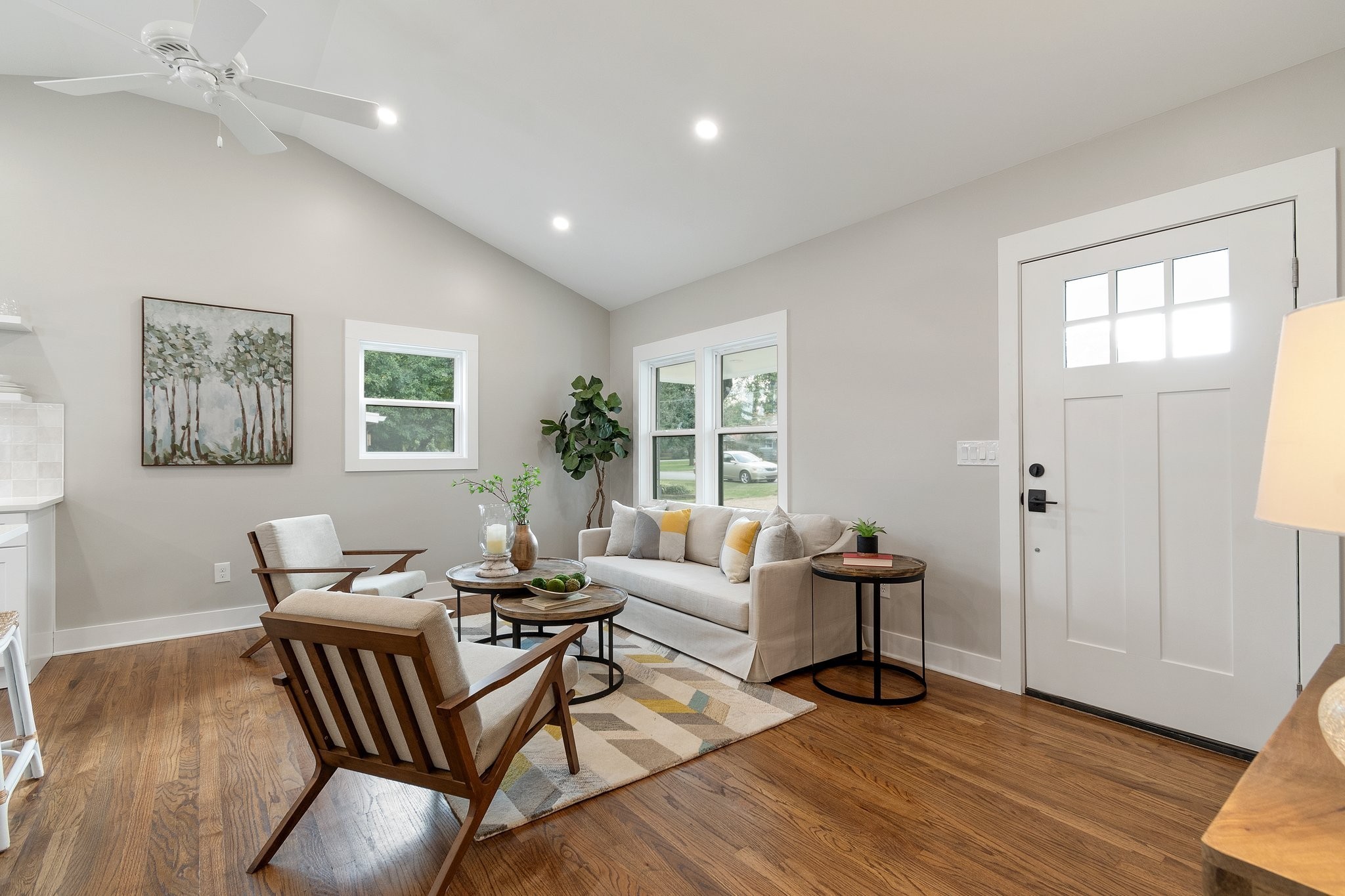 1305 Chickering Dr