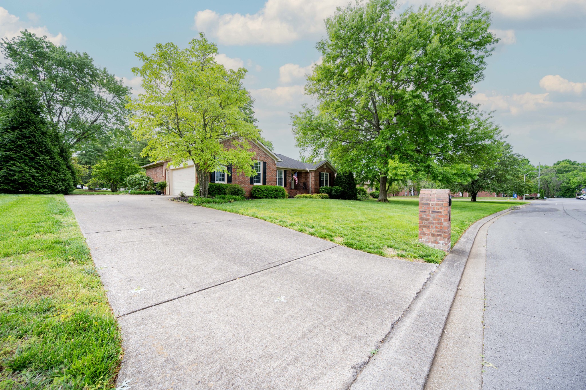 415 Clubridge Court