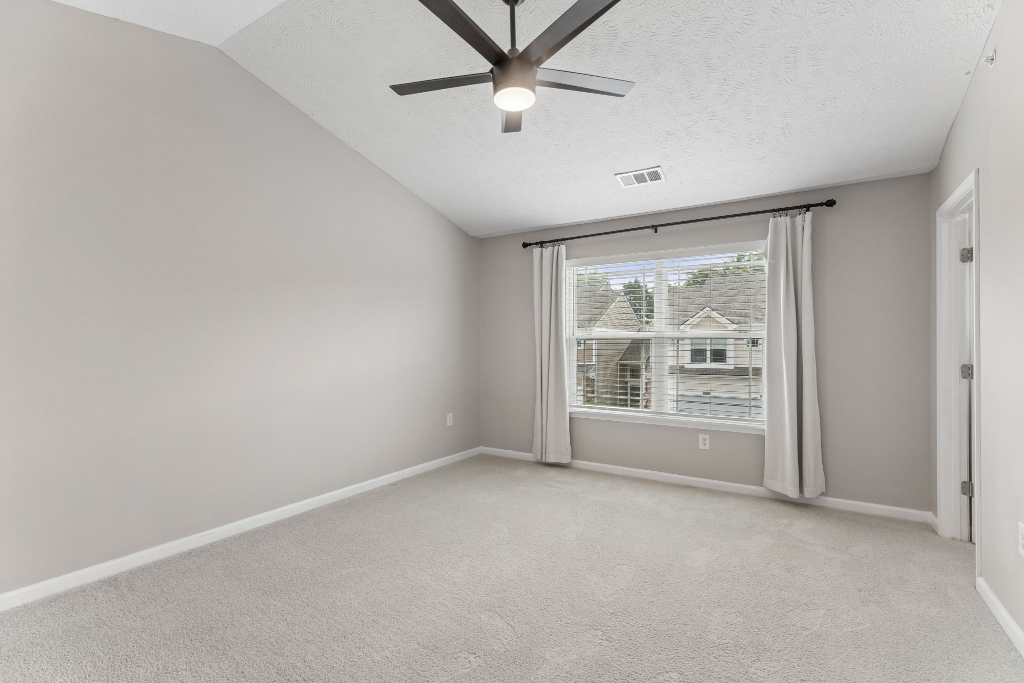 1069 Somerset Springs Dr