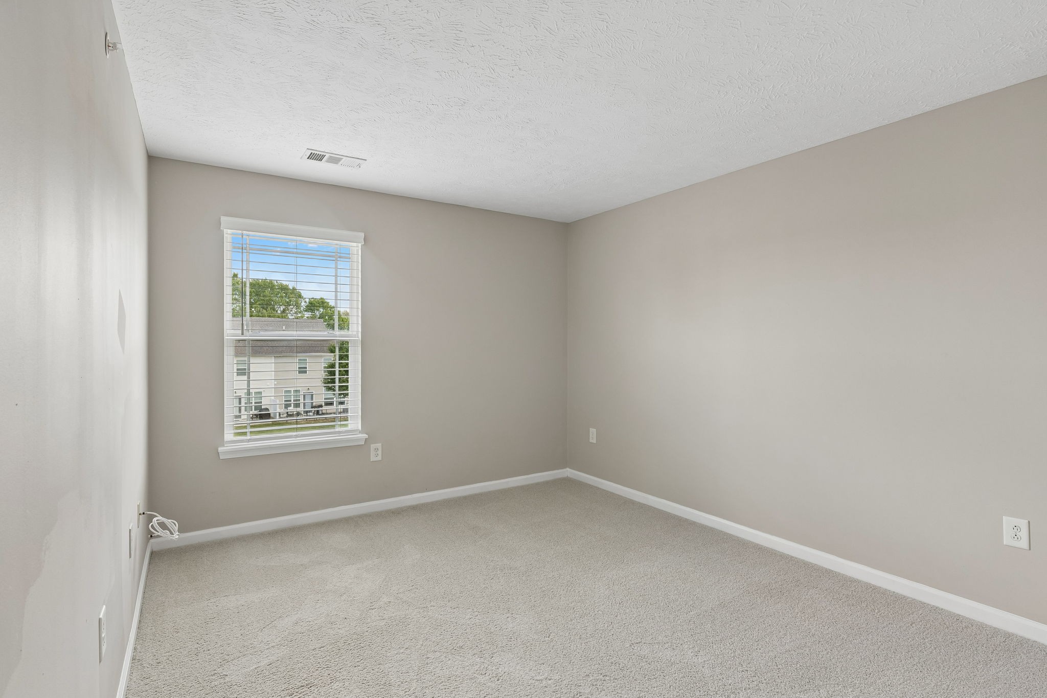 1069 Somerset Springs Dr