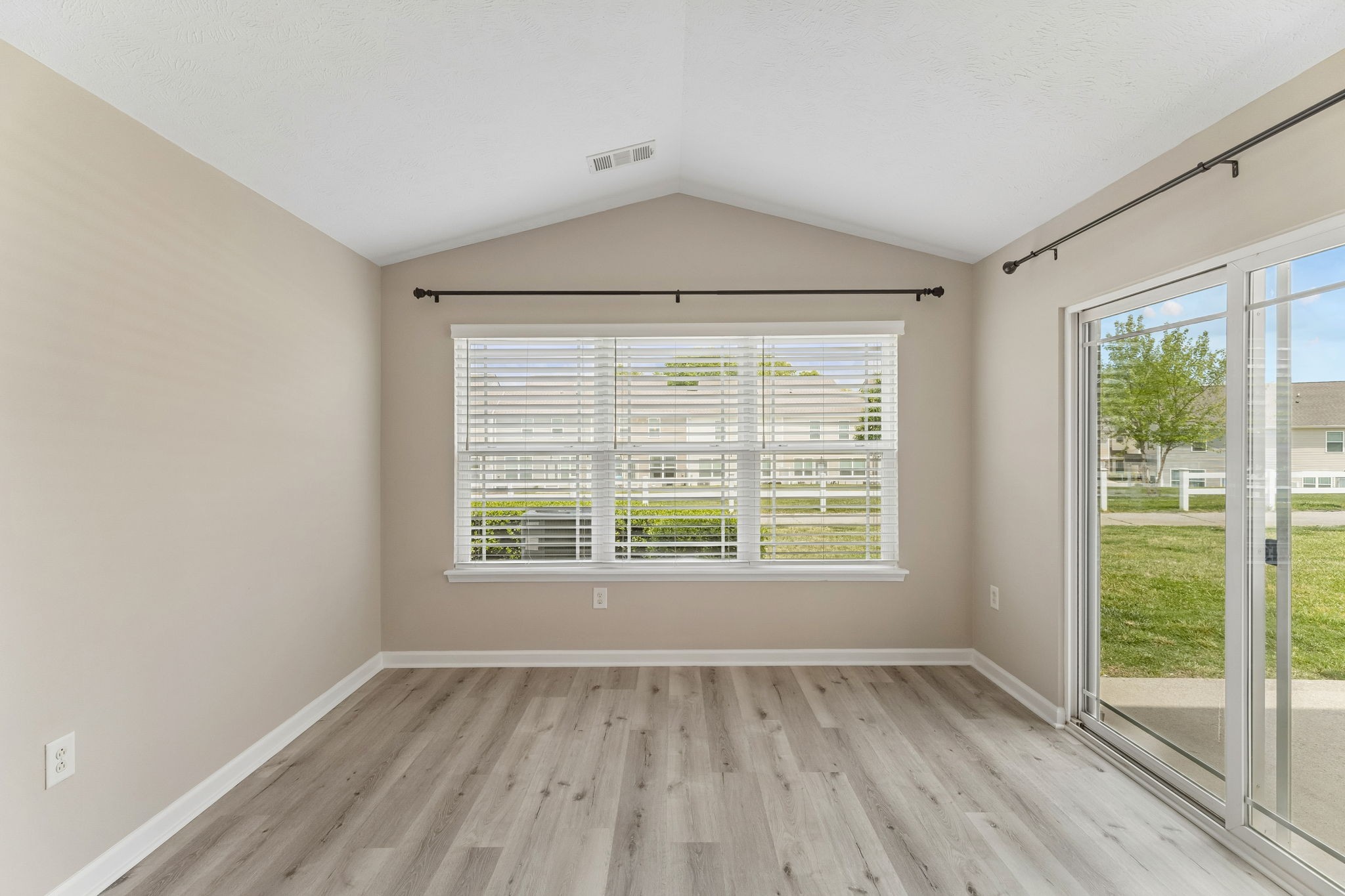 1069 Somerset Springs Dr