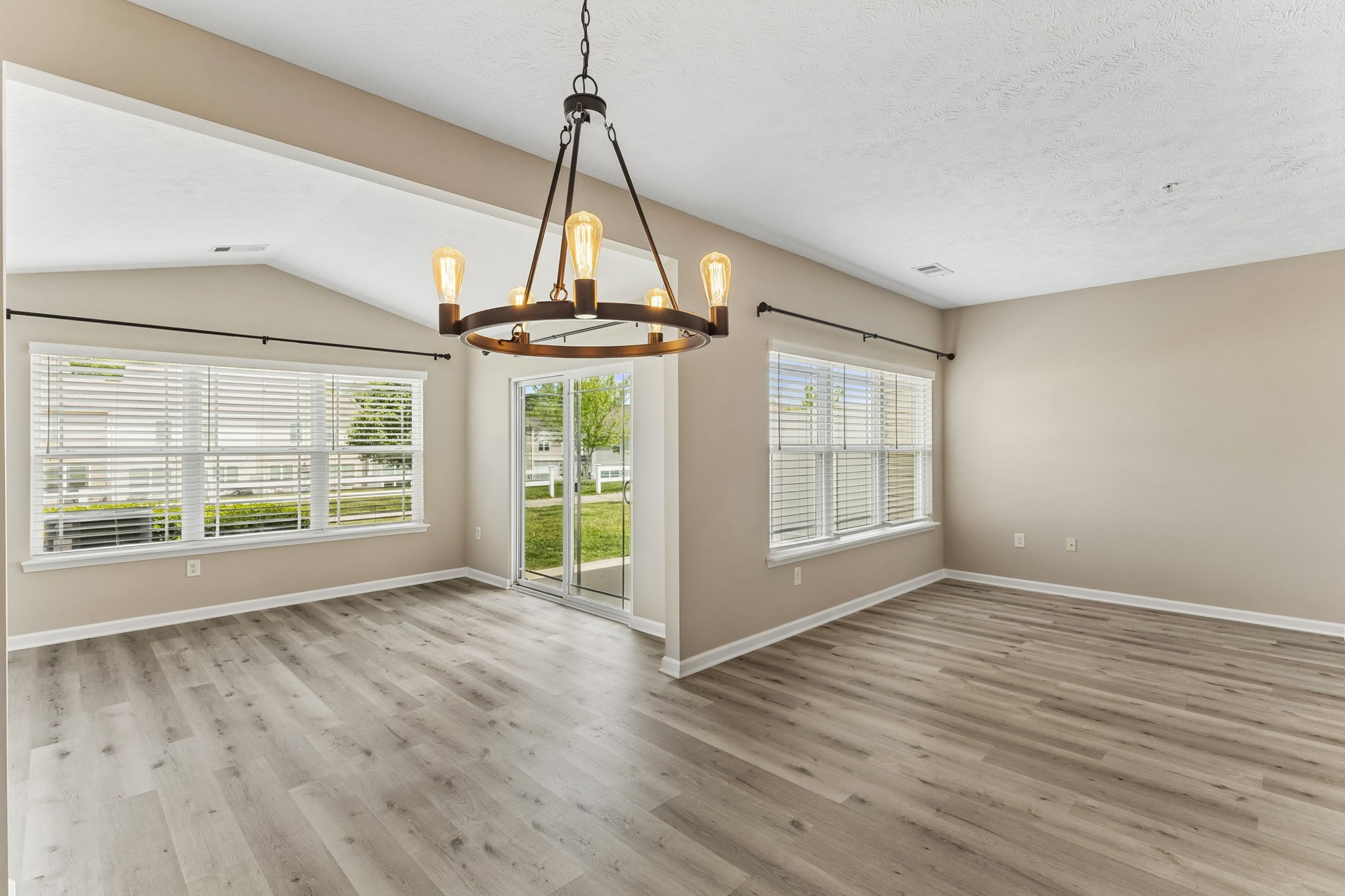 1069 Somerset Springs Dr