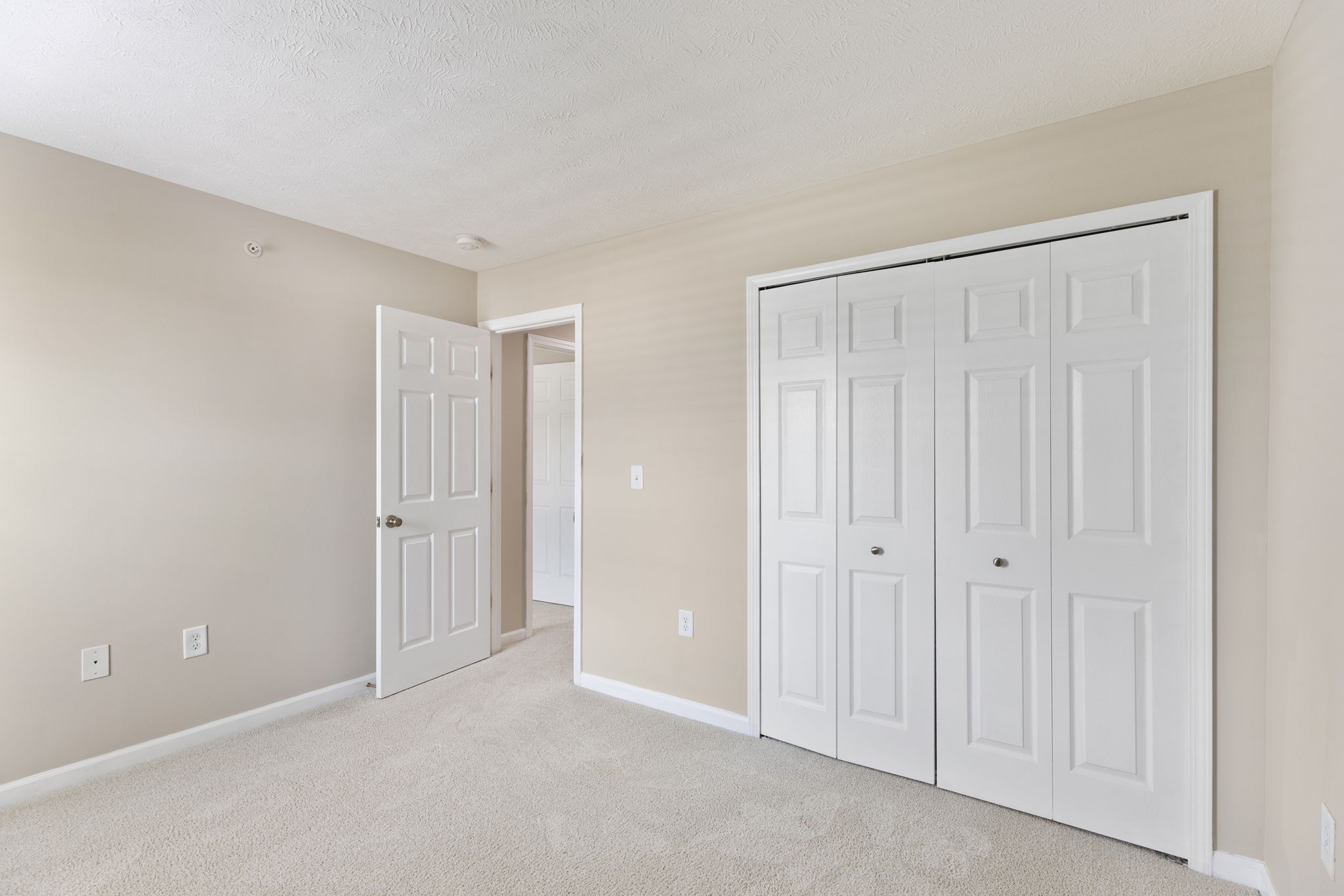 1069 Somerset Springs Dr