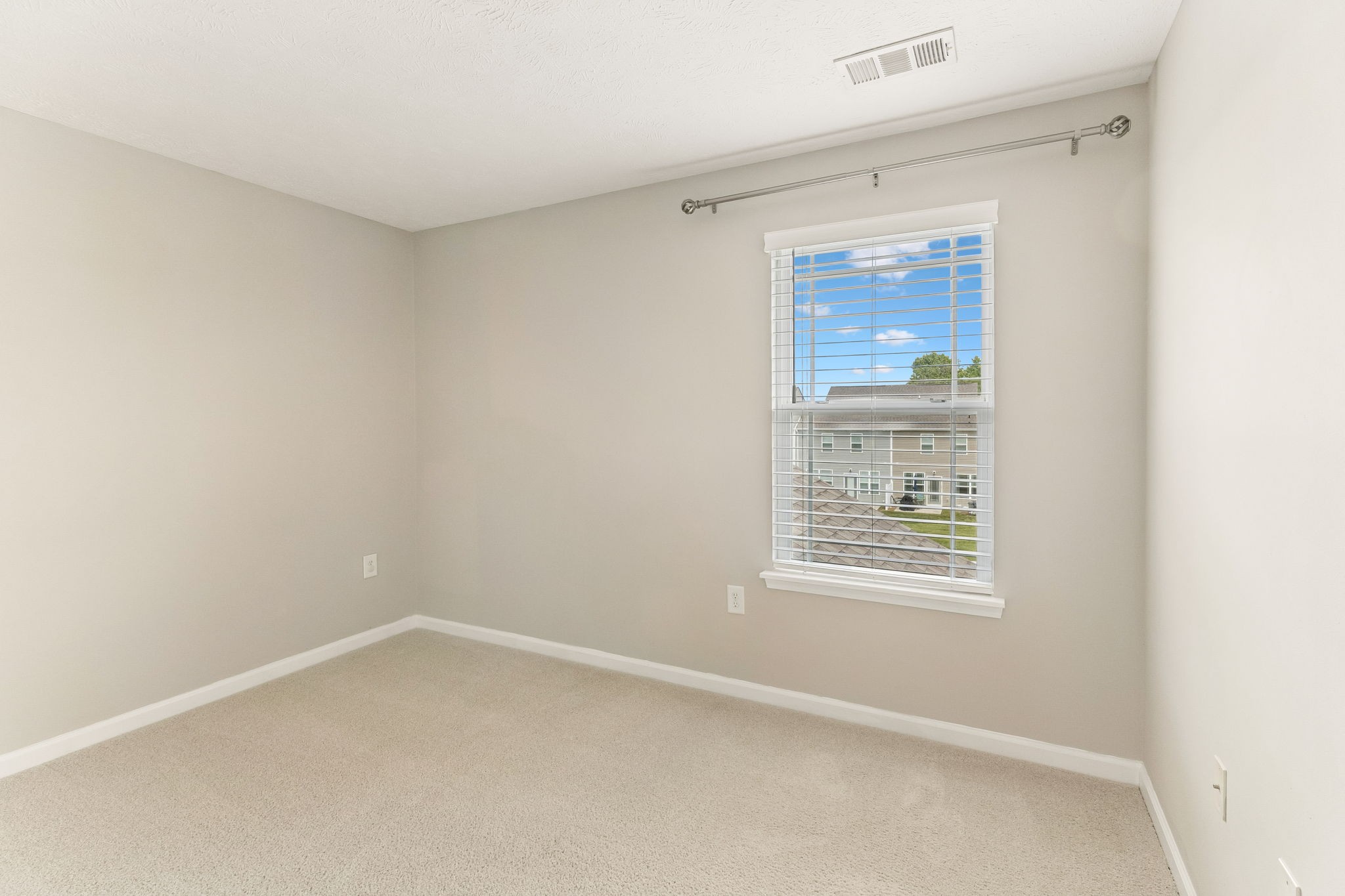 1069 Somerset Springs Dr