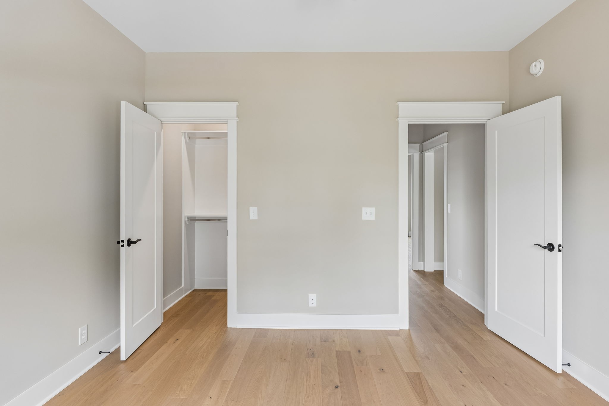 1717 Rhonda Dr