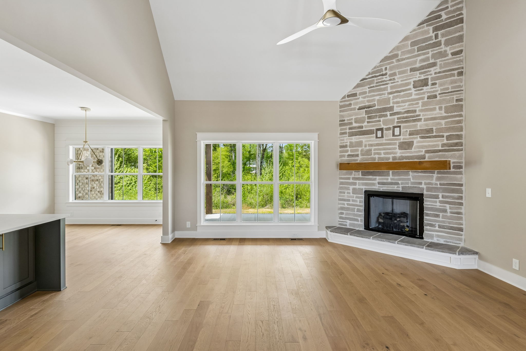 1717 Rhonda Dr