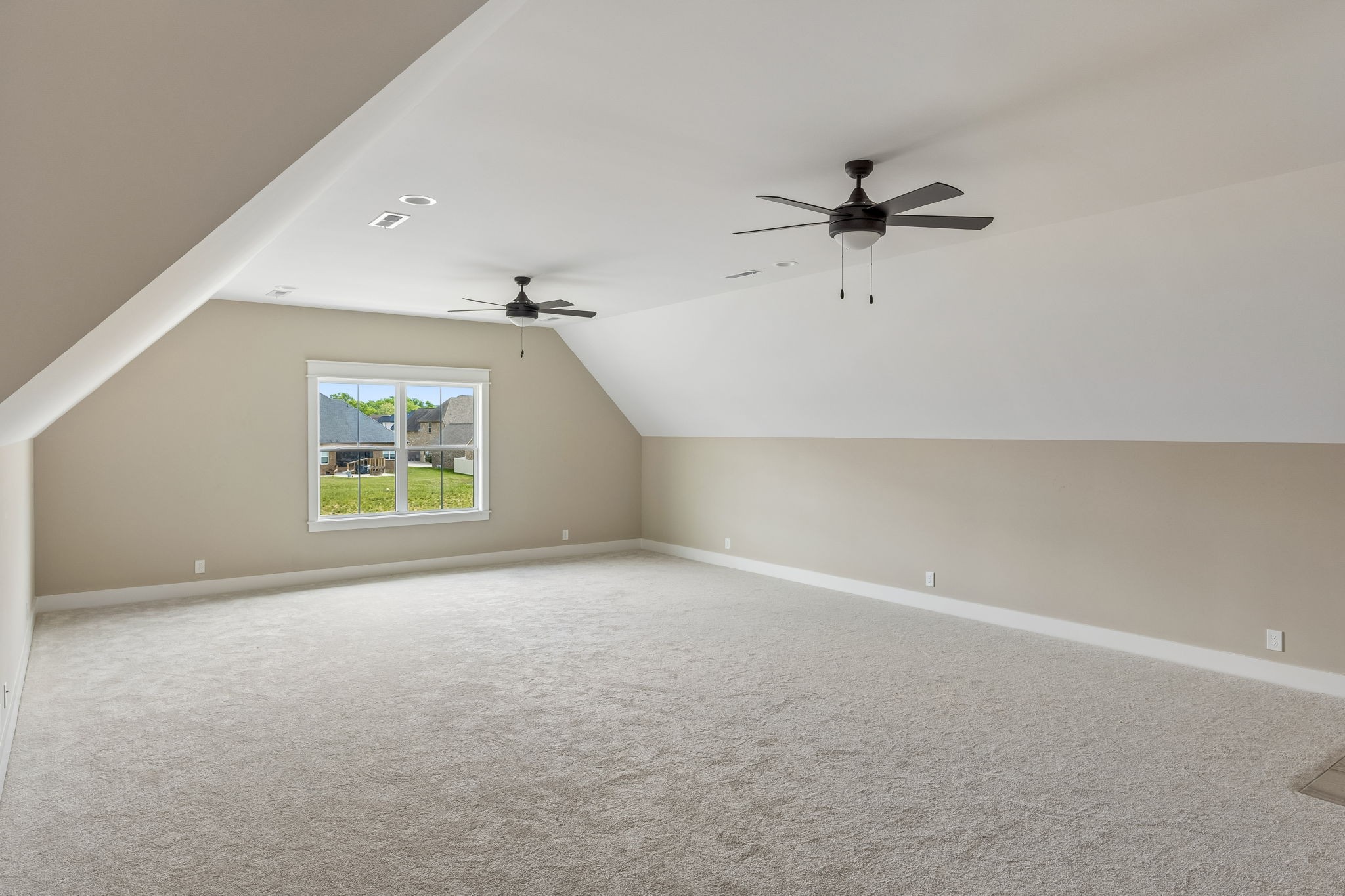 1717 Rhonda Dr