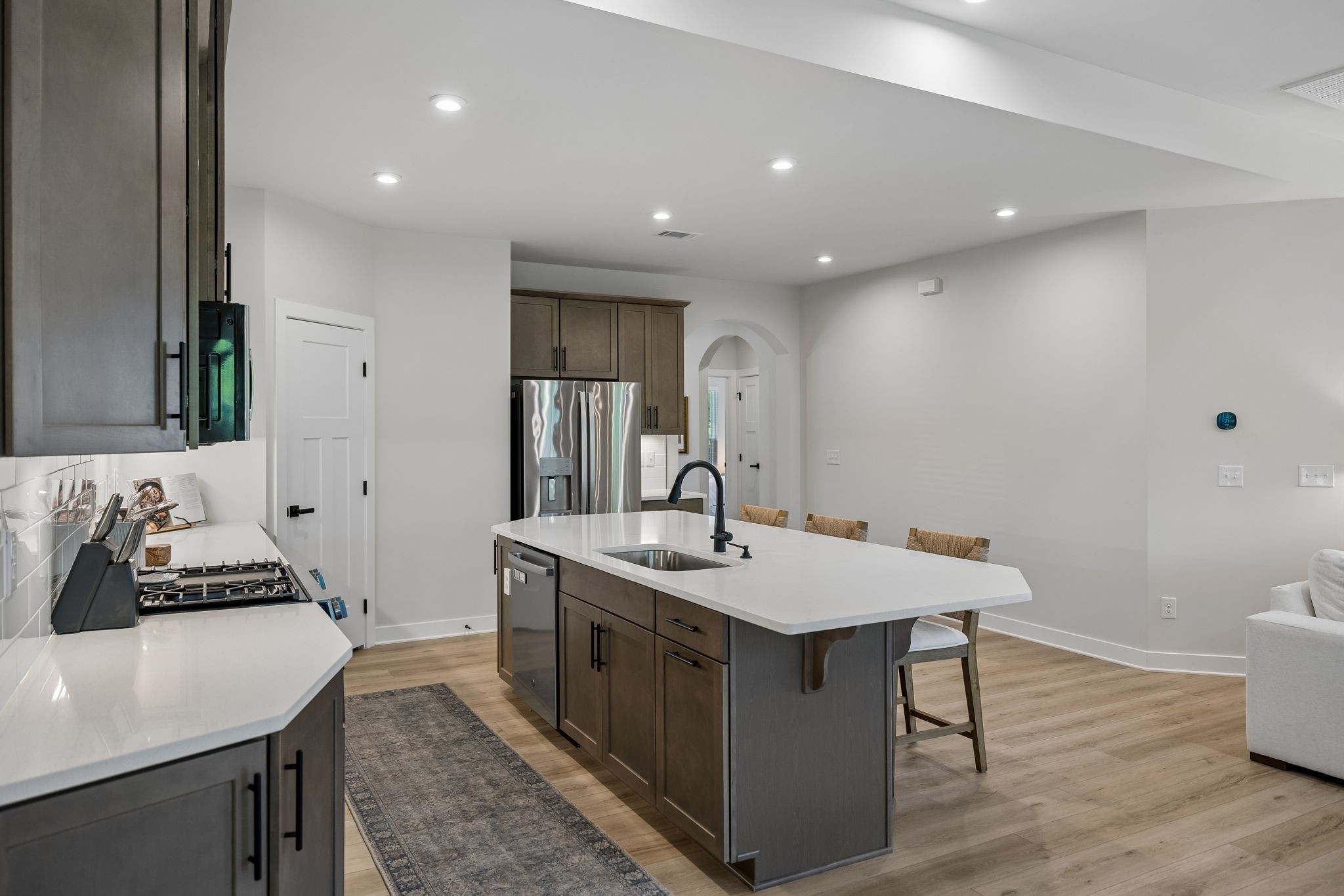 3015 Canyon Echo Dr