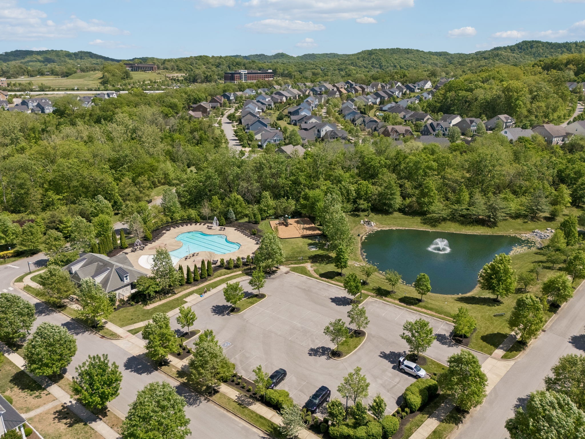 3015 Canyon Echo Dr