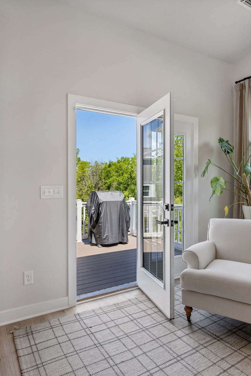 3015 Canyon Echo Dr