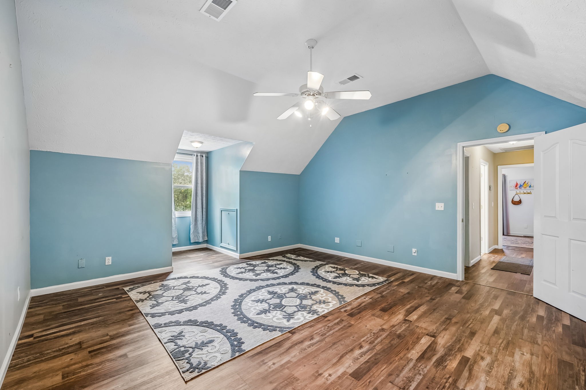 3516 Laurel Court