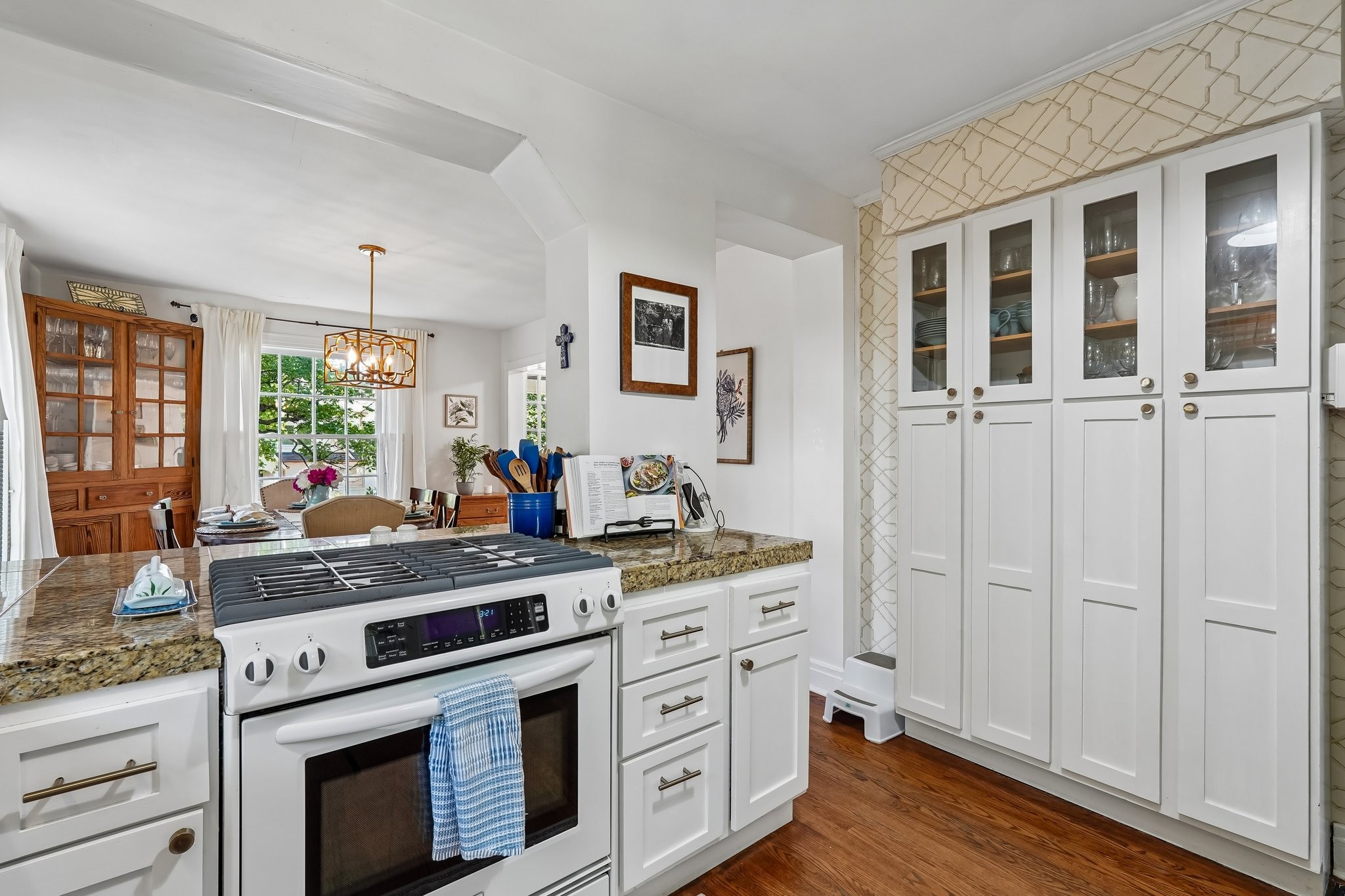 214 Cherokee Rd
