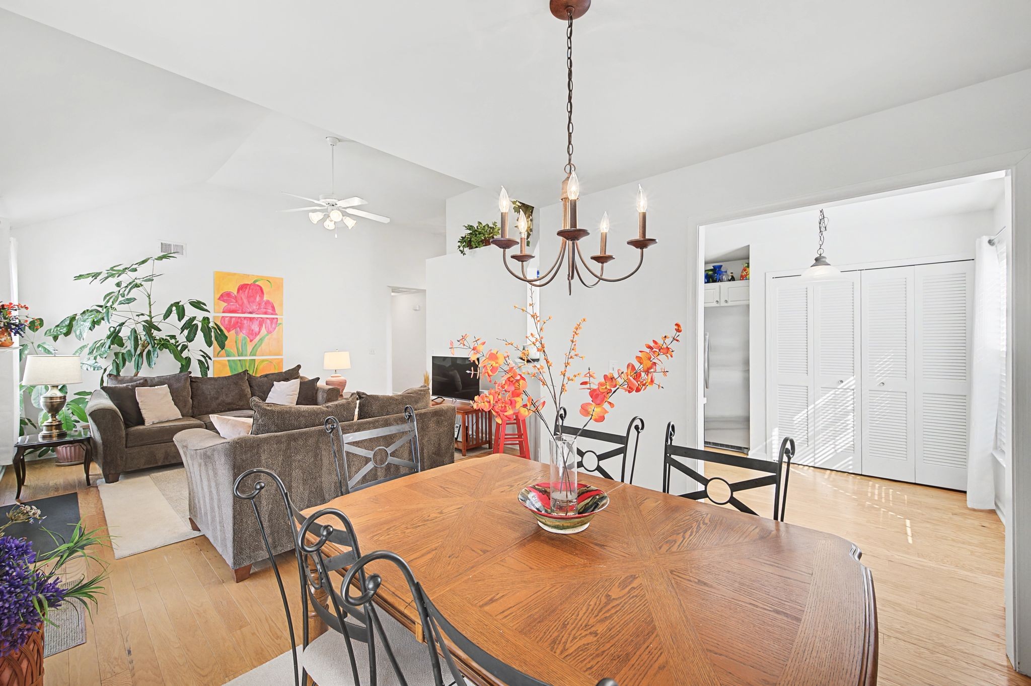 553 Wheatfield Way