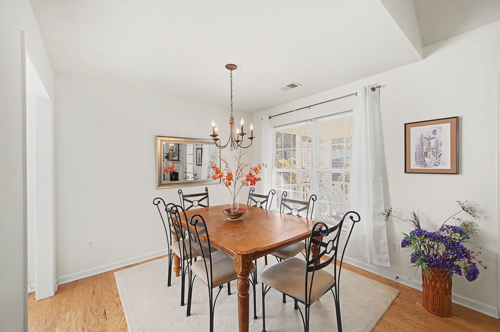 553 Wheatfield Way