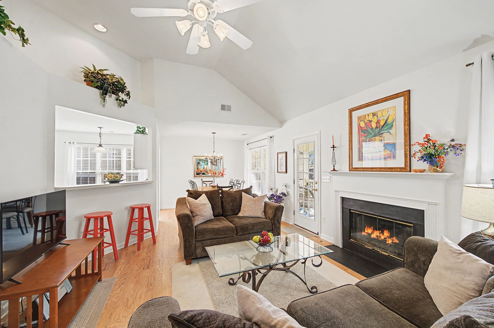 553 Wheatfield Way