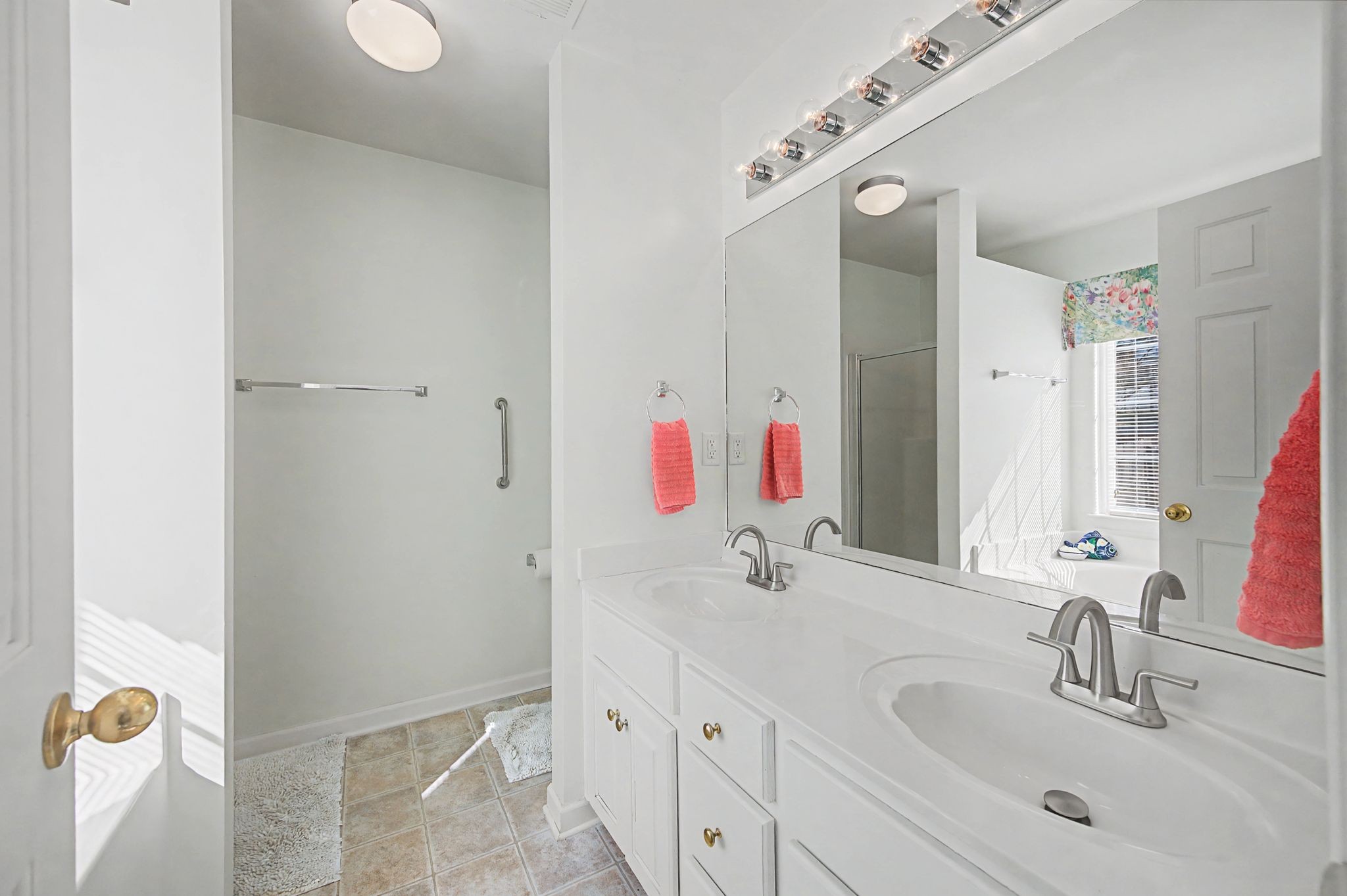553 Wheatfield Way
