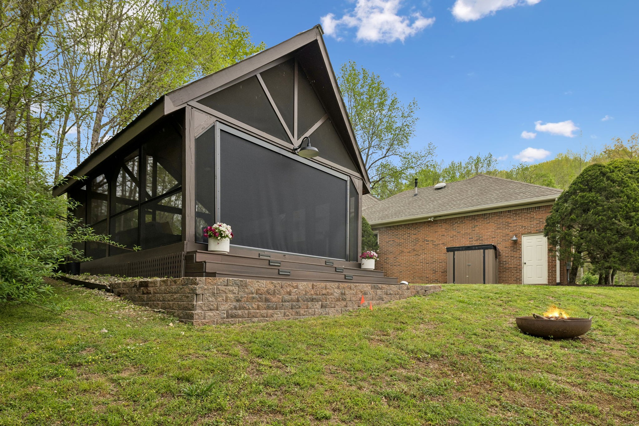 5105 Dale Ewing Rd