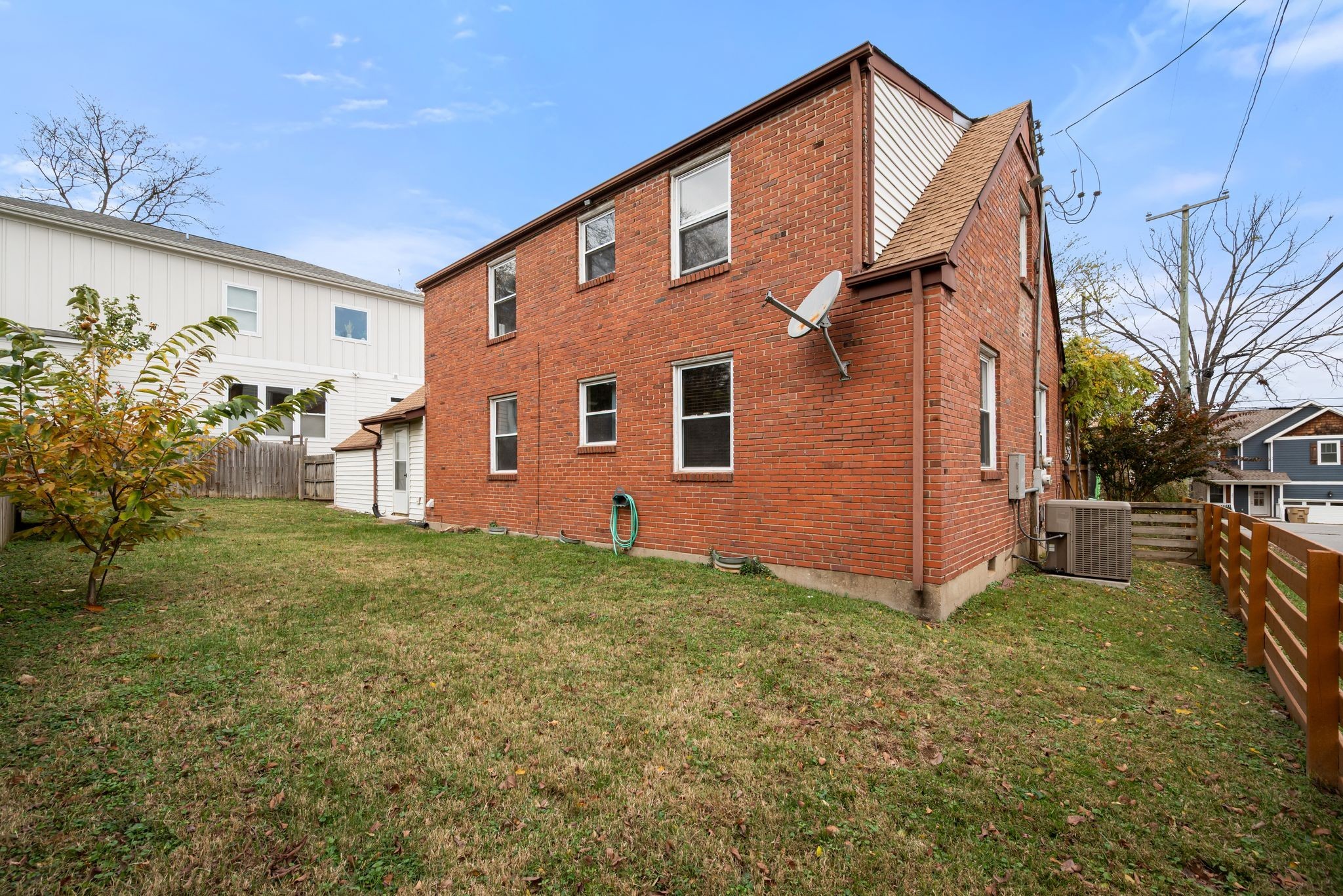 2232 Carter Ave