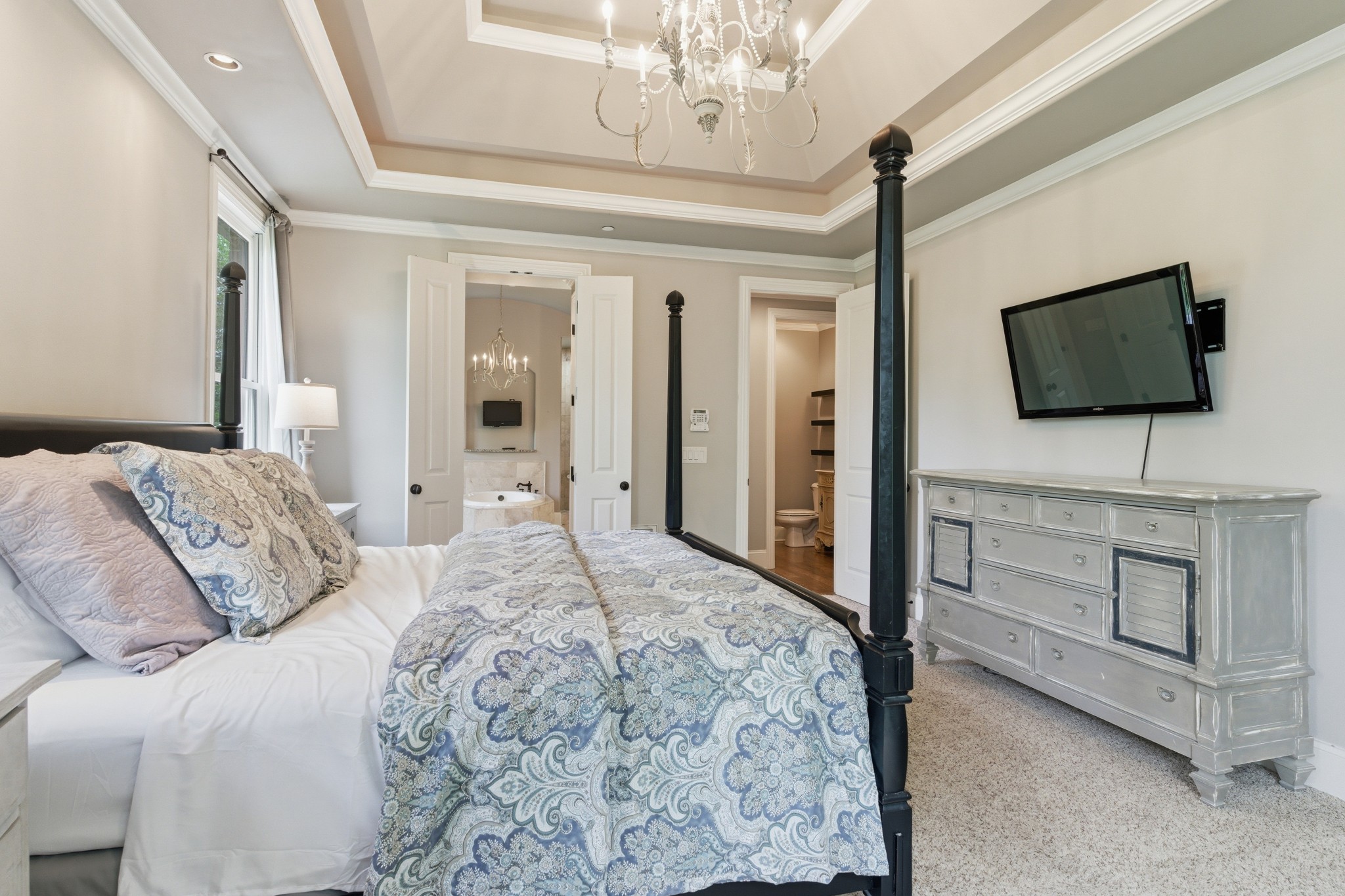 1024 Redmond Ct