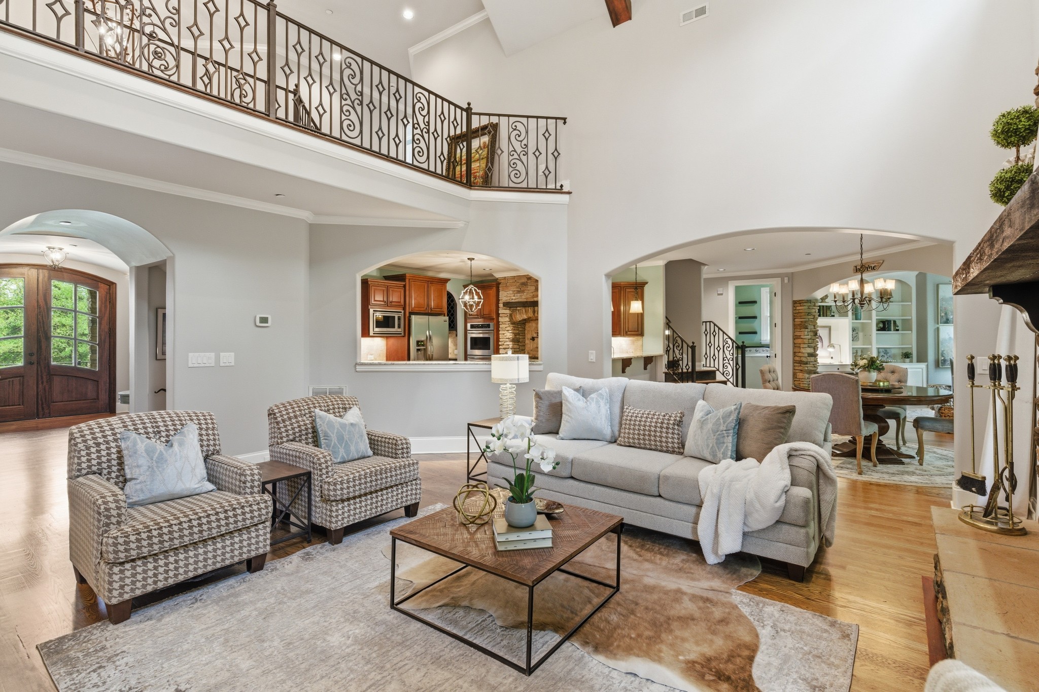 1024 Redmond Ct