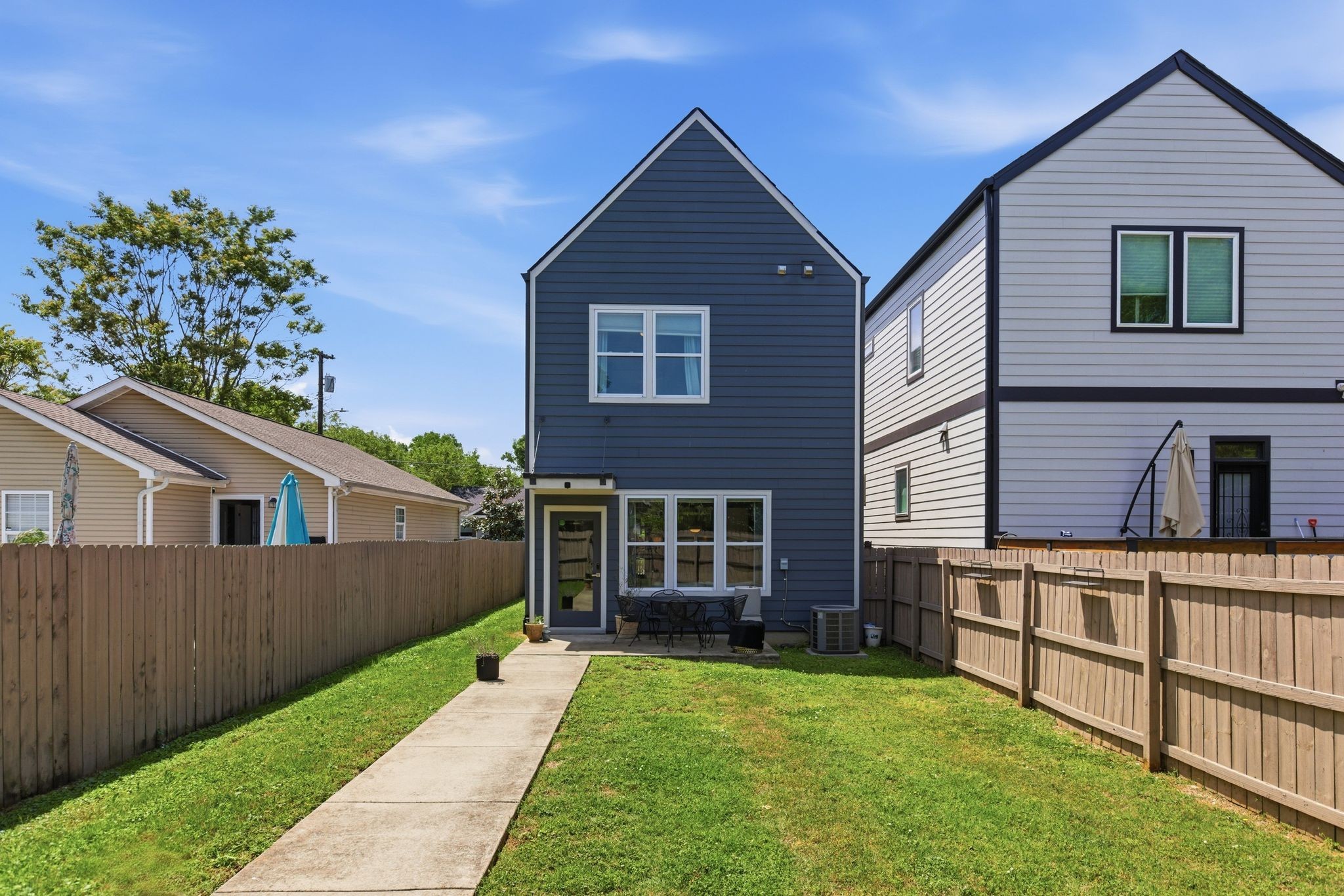 1608 16th Ave, N Unit: B