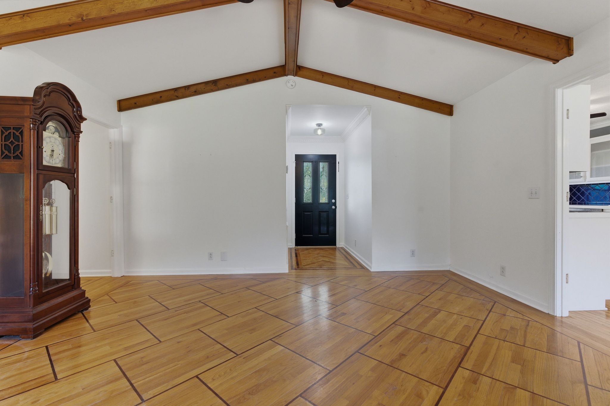 9837 Roanoke Drive