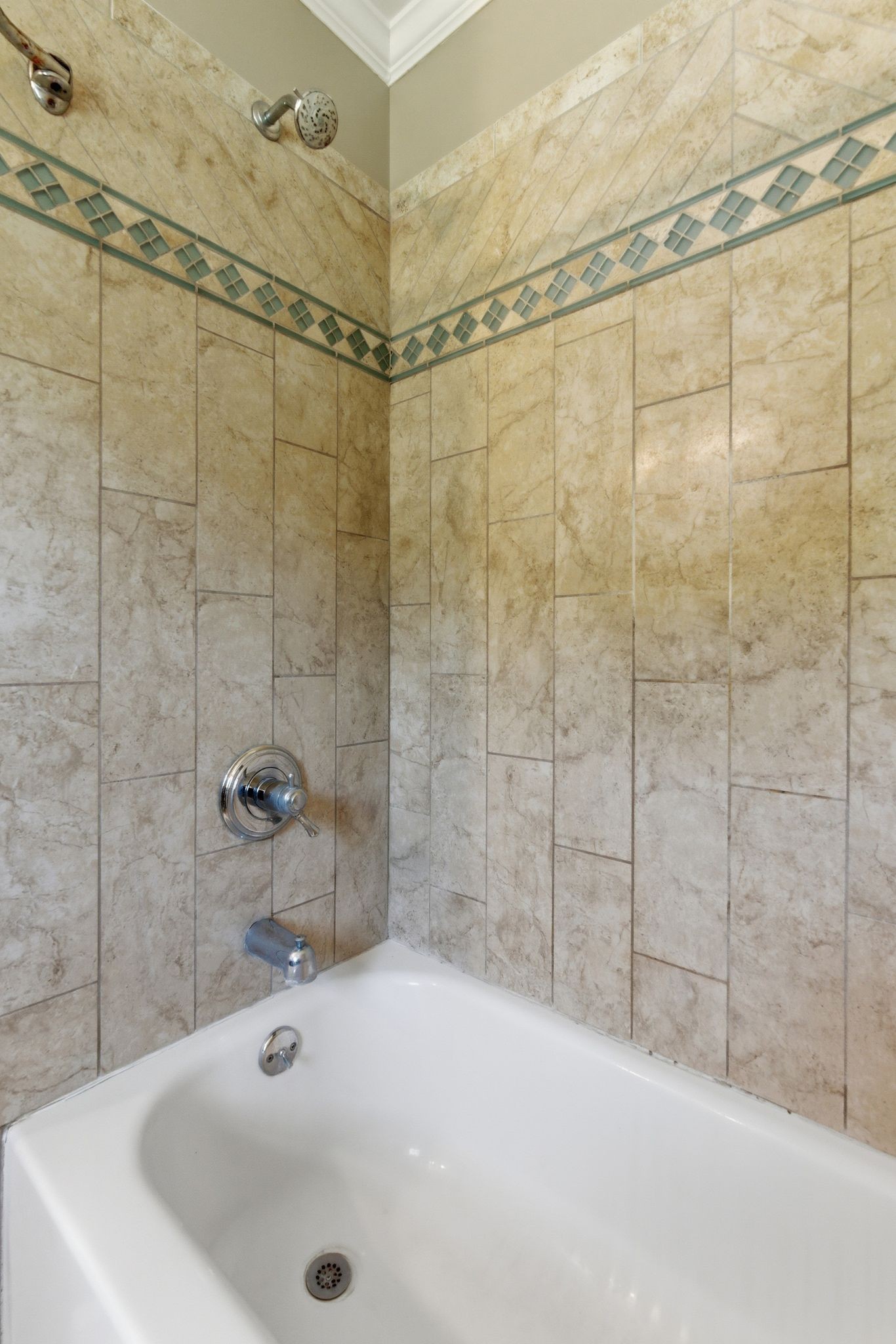 9837 Roanoke Drive