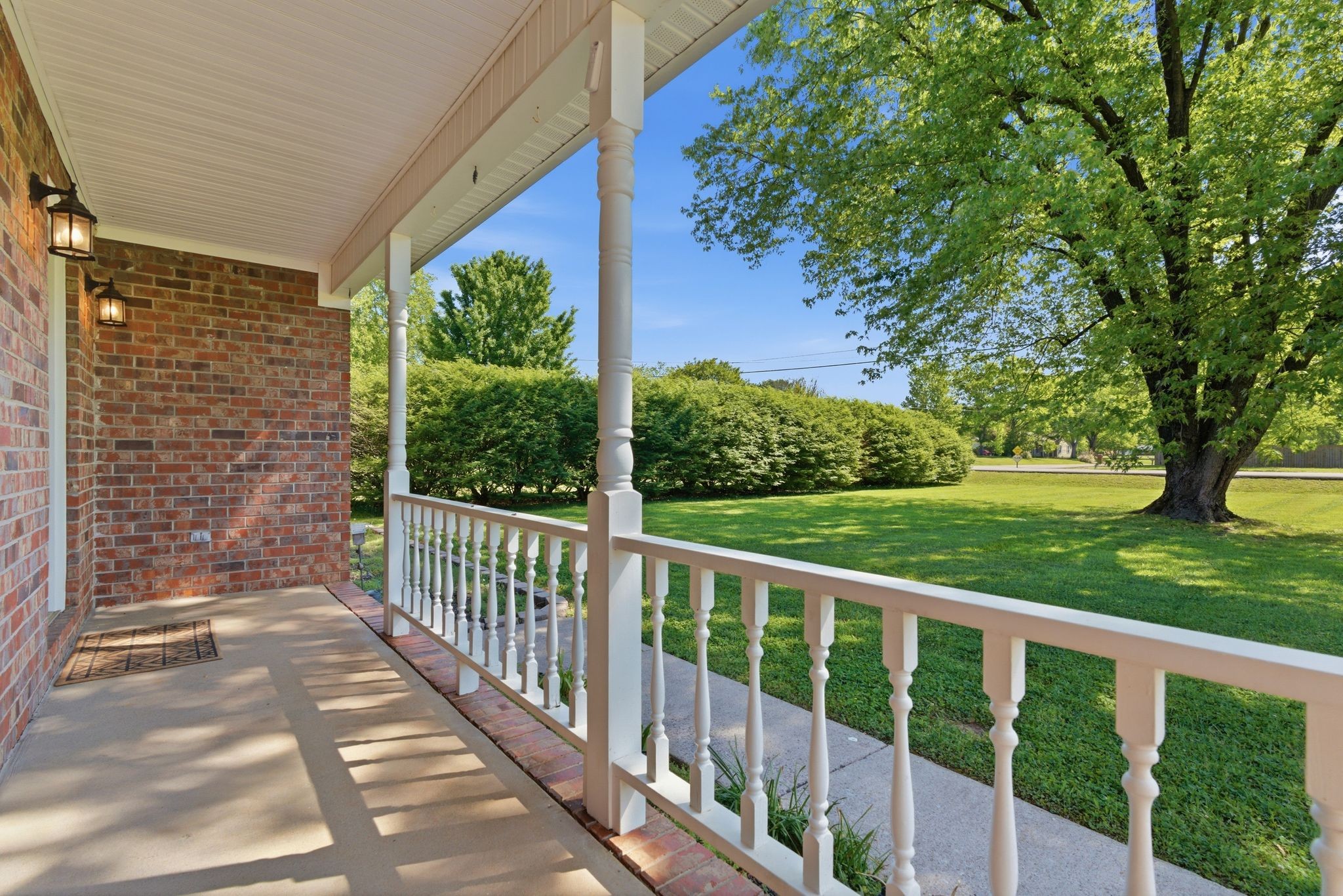 9837 Roanoke Drive