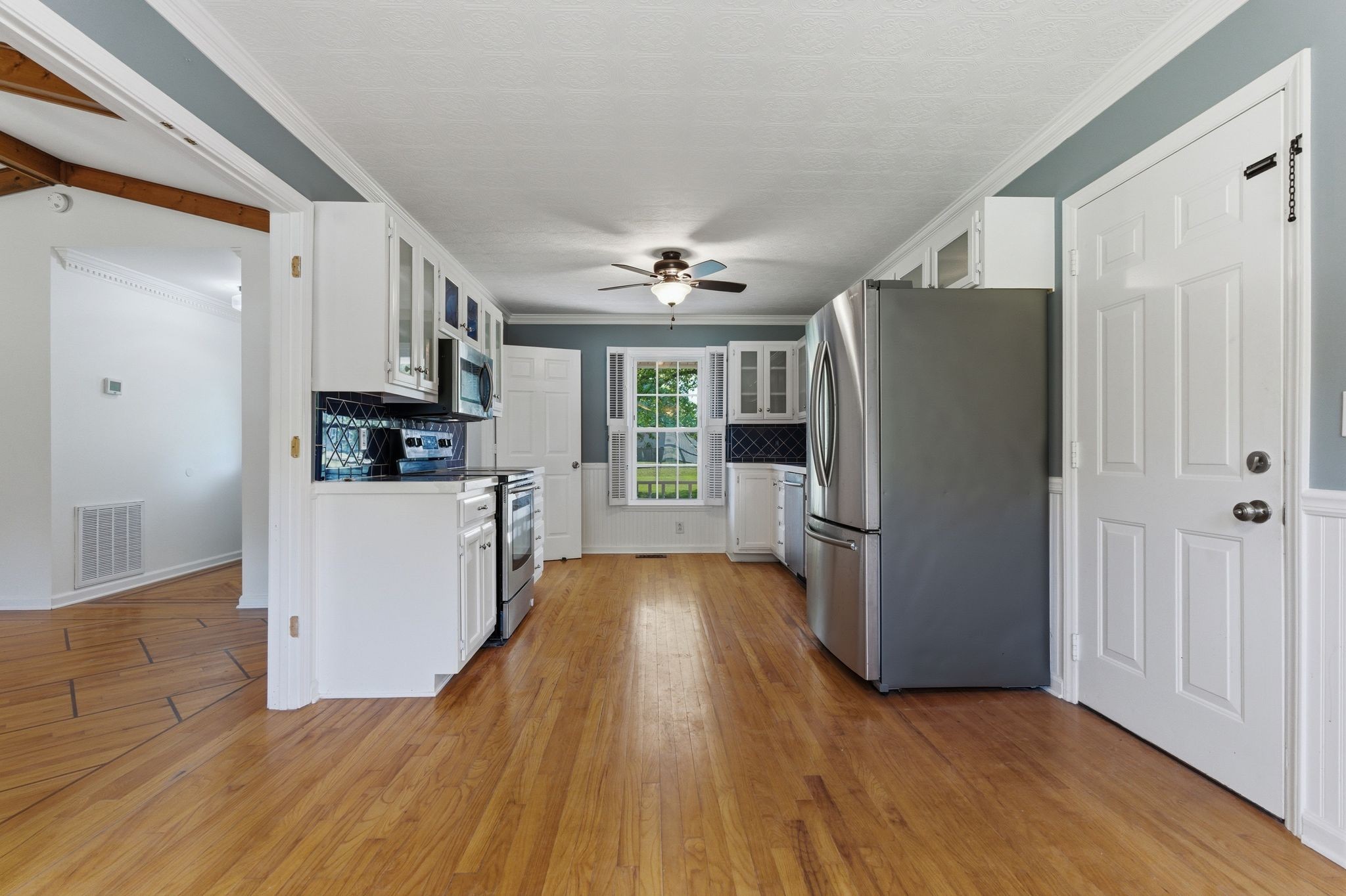 9837 Roanoke Drive