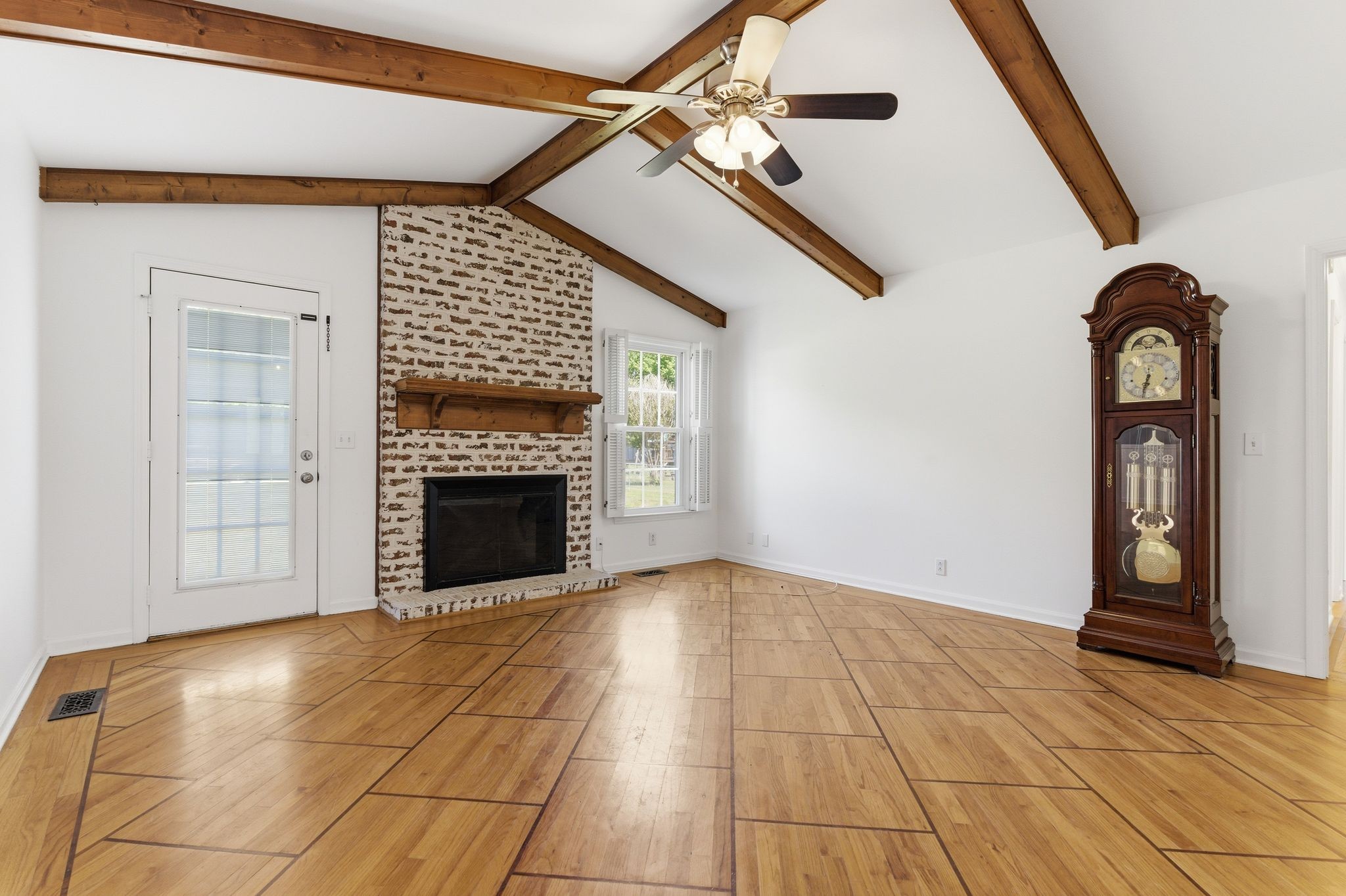 9837 Roanoke Drive