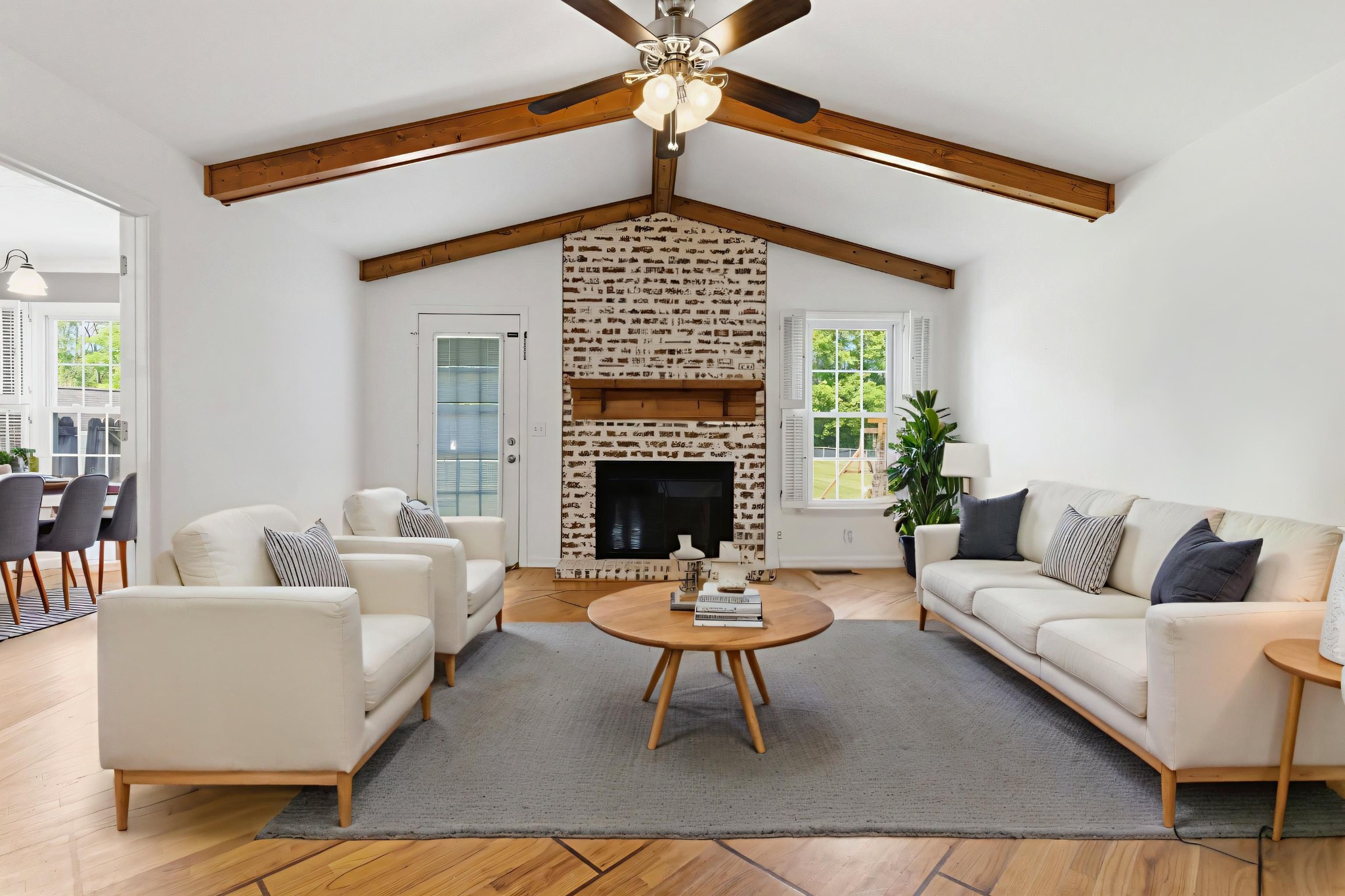 9837 Roanoke Drive