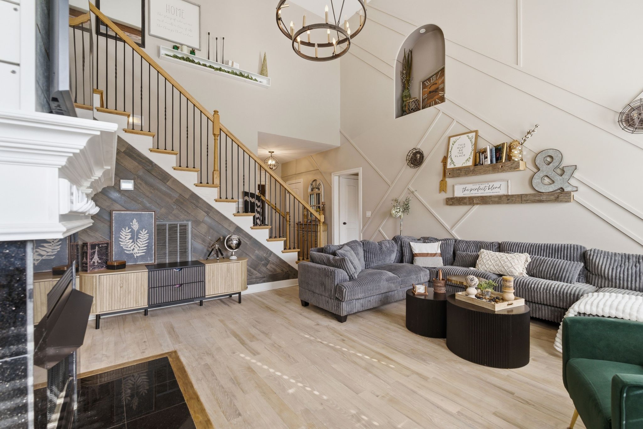 1359 Middlebury Ct