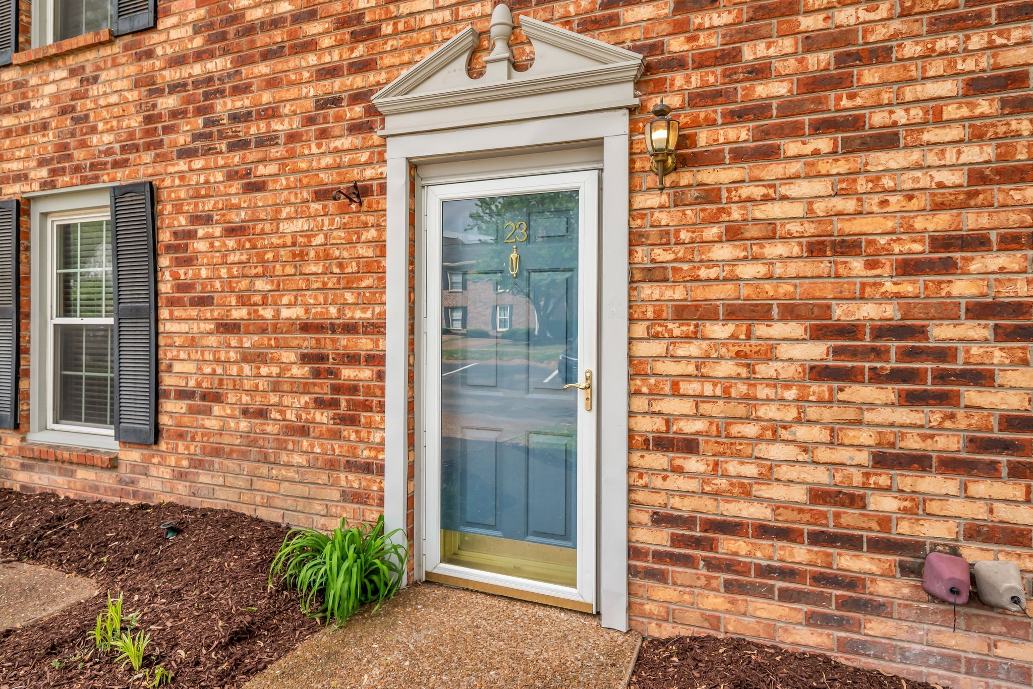 1129 W Main St Unit: 23