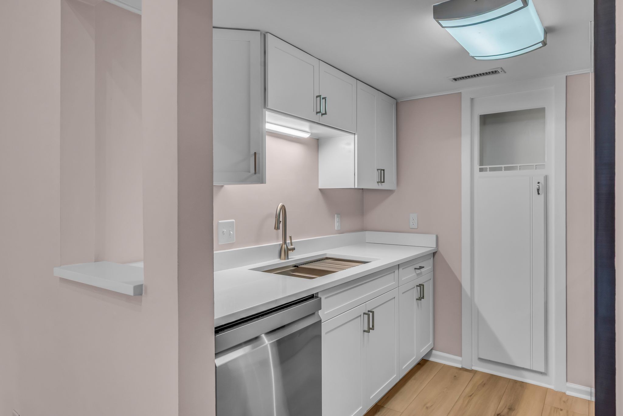 1129 W Main St Unit: 23