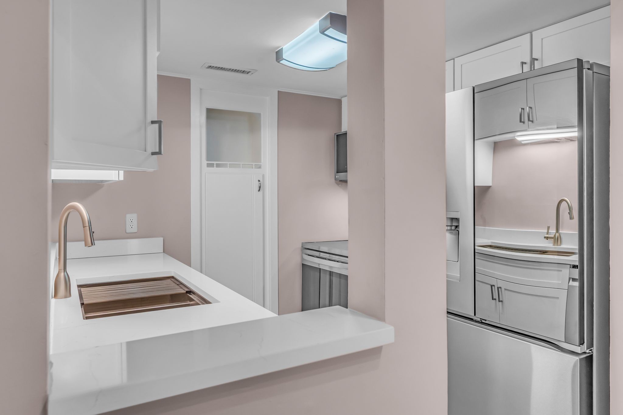 1129 W Main St Unit: 23
