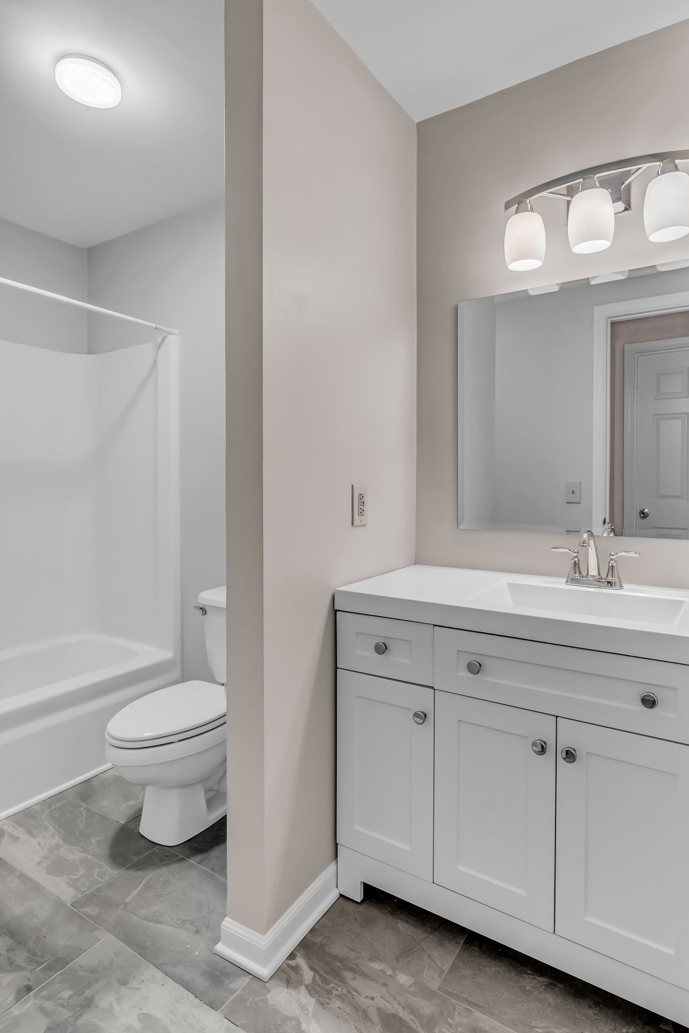 1129 W Main St Unit: 23