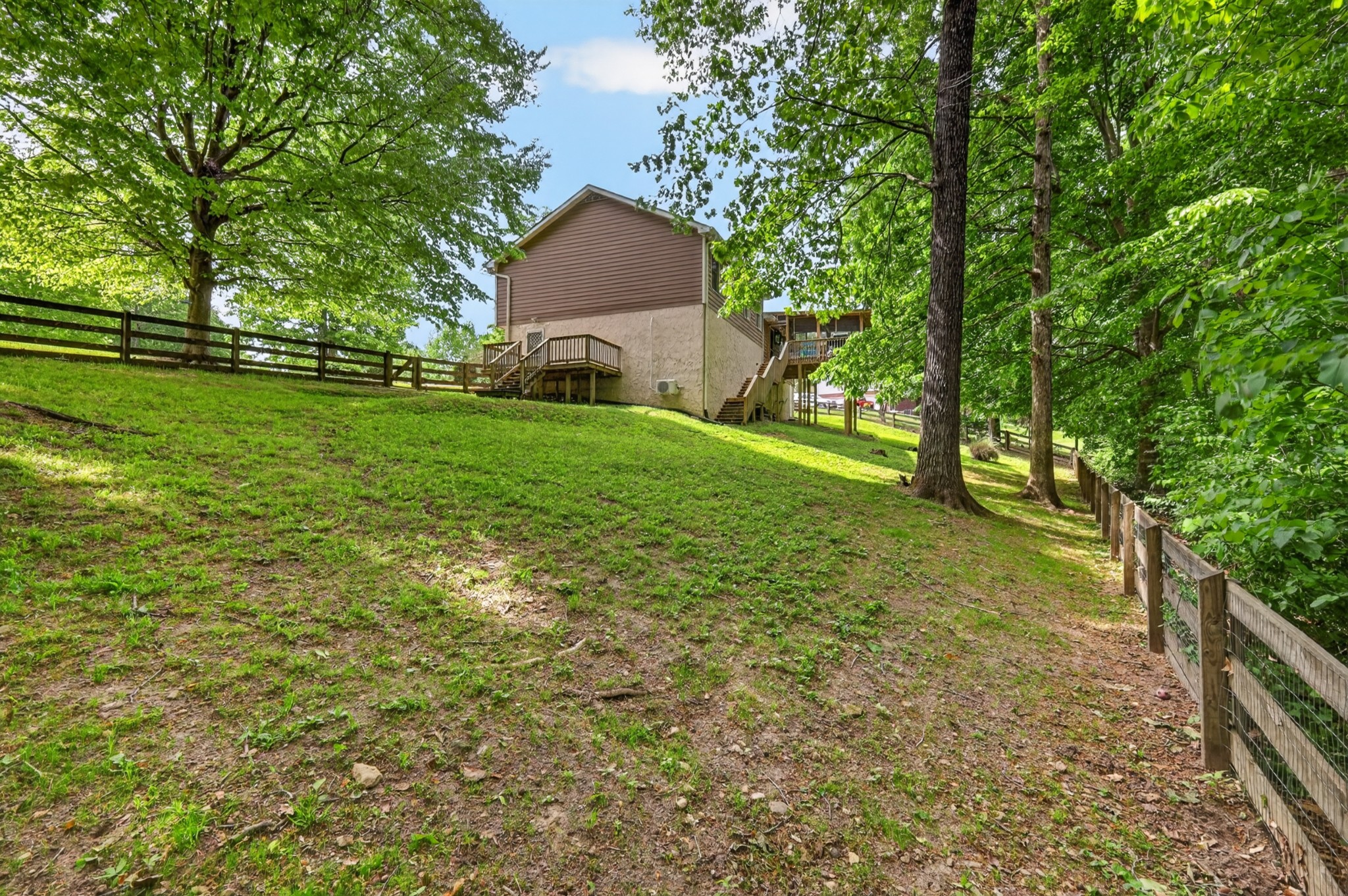 722 Lone Oak Dr