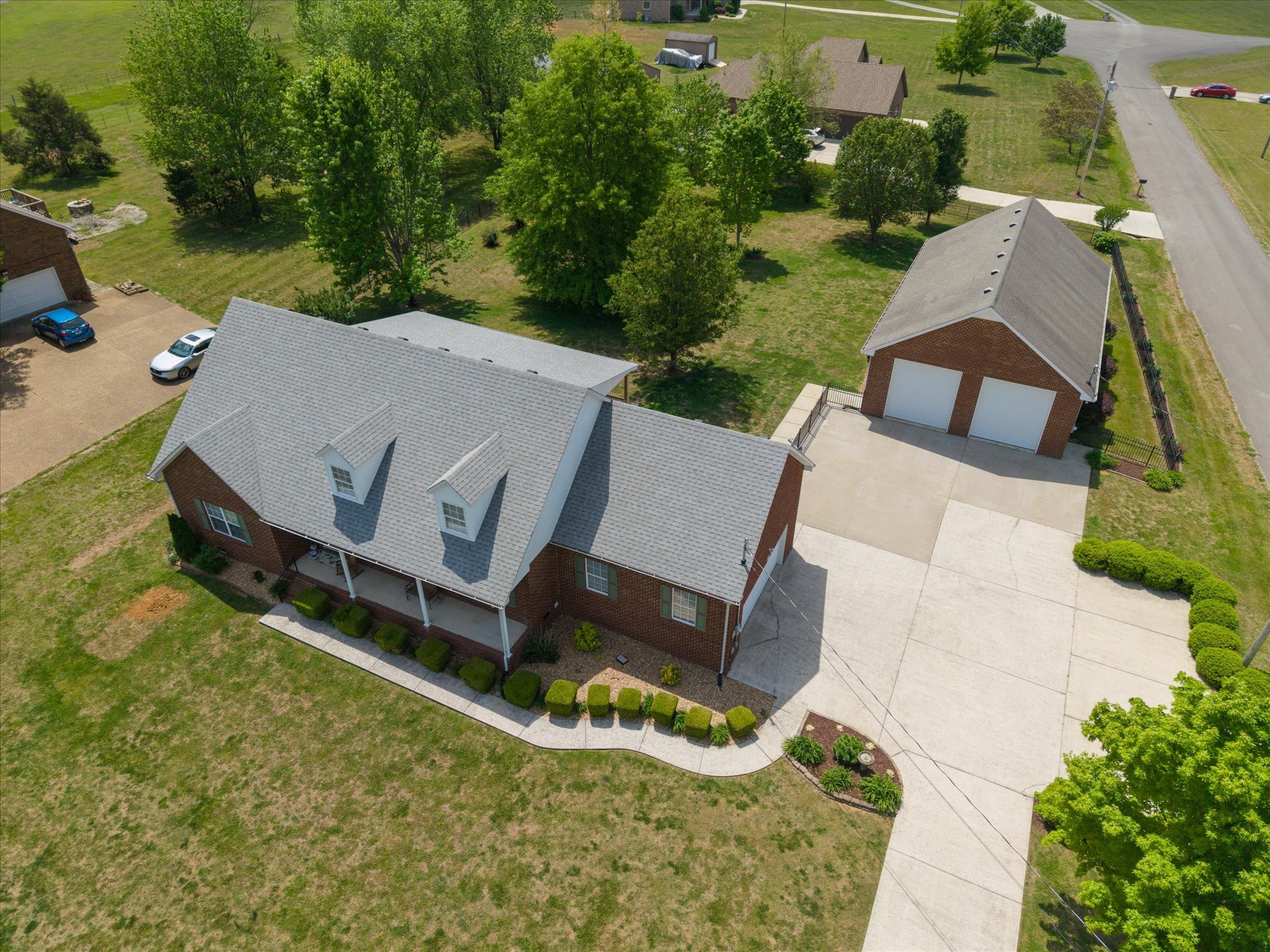 637 Coopertown Rd