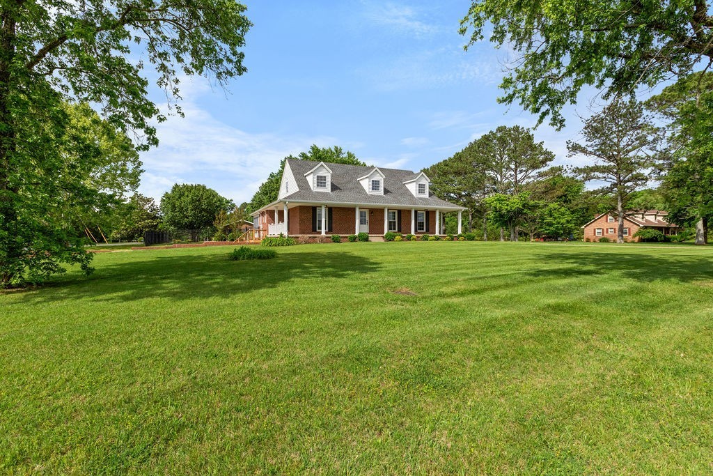 754 Veterans Pkwy