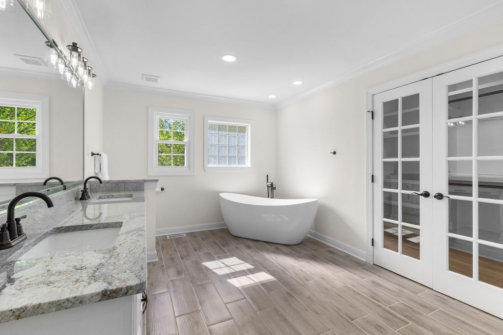 754 Veterans Pkwy