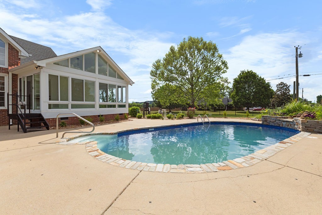 754 Veterans Pkwy