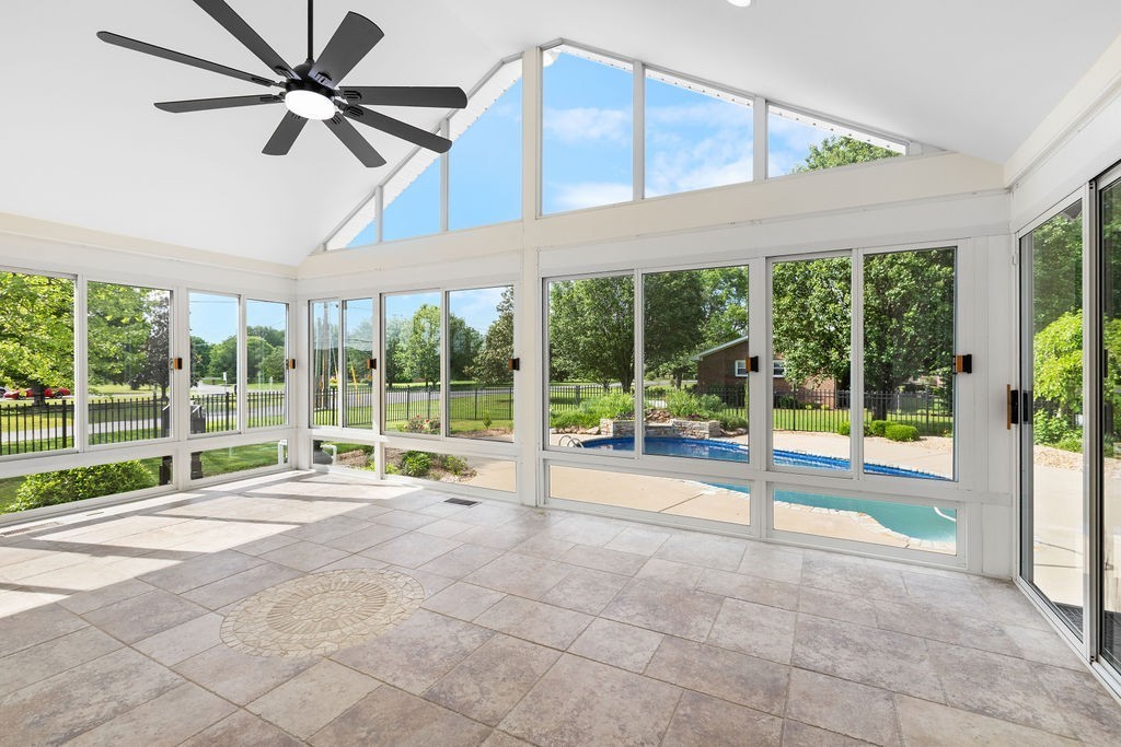 754 Veterans Pkwy