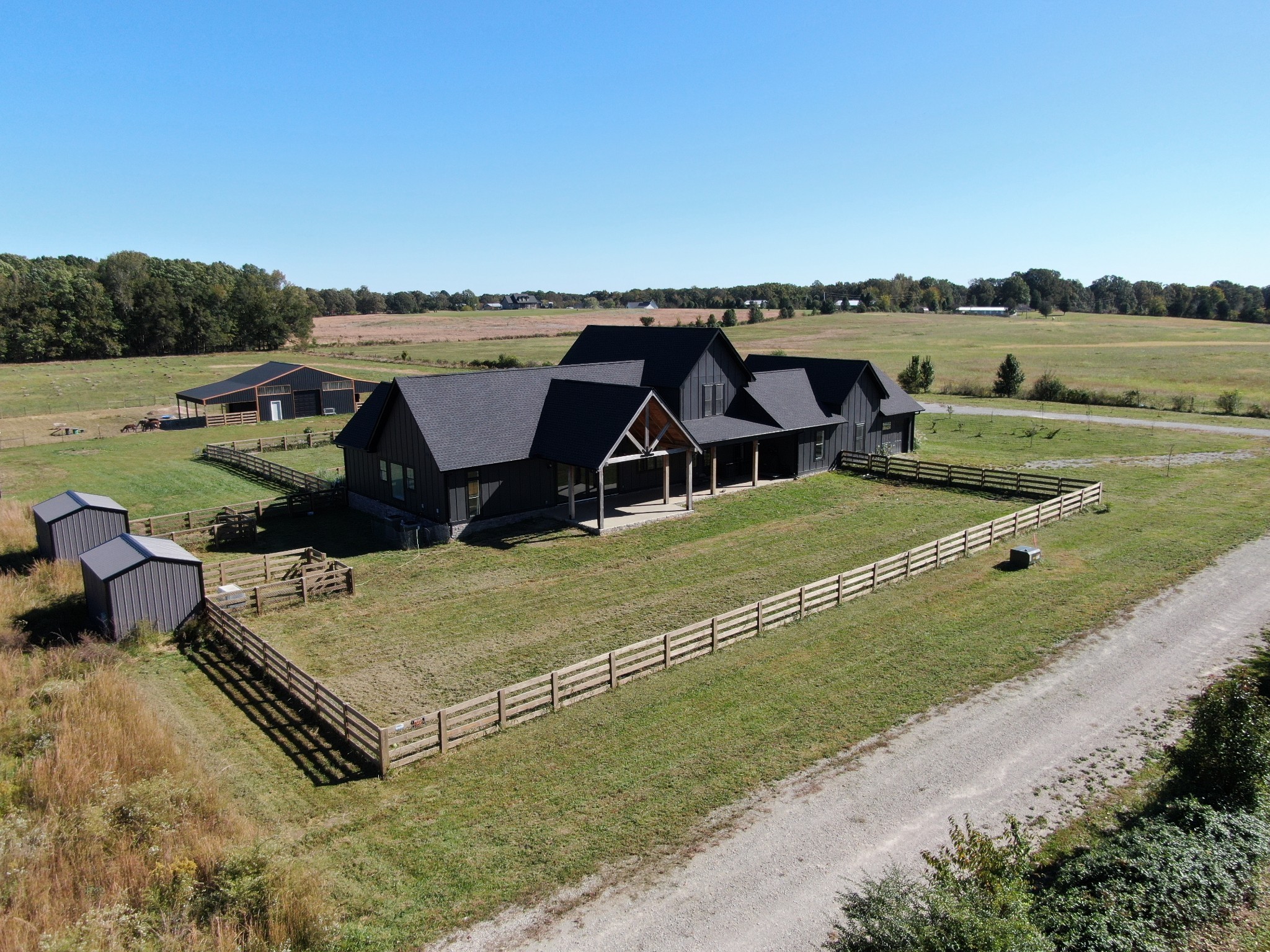 128 Emma Ln