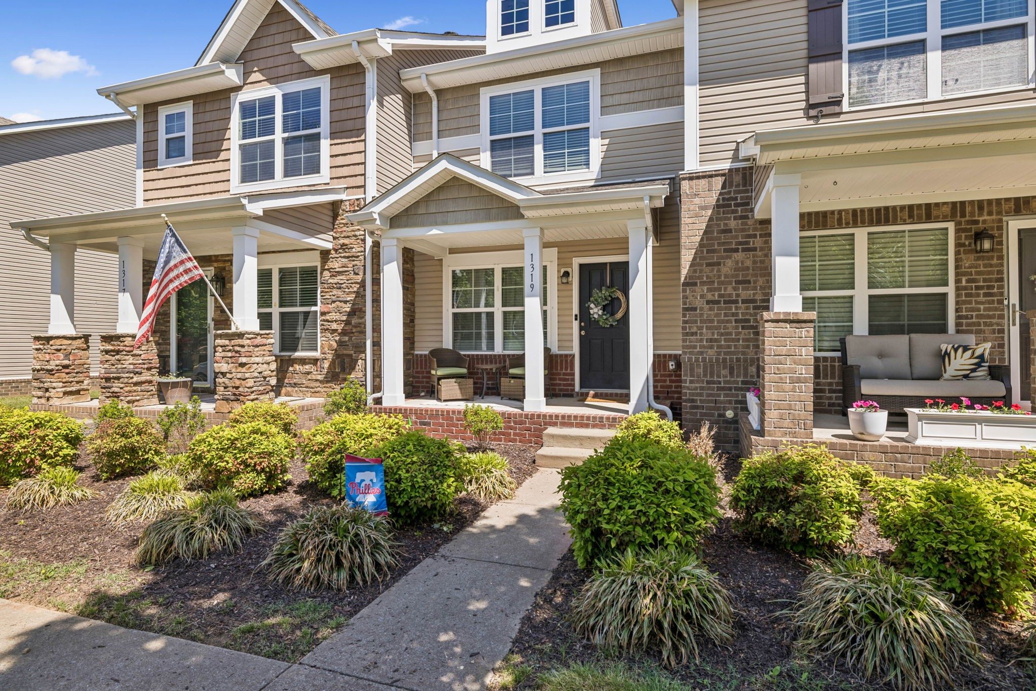 1319 Riverbrook Dr