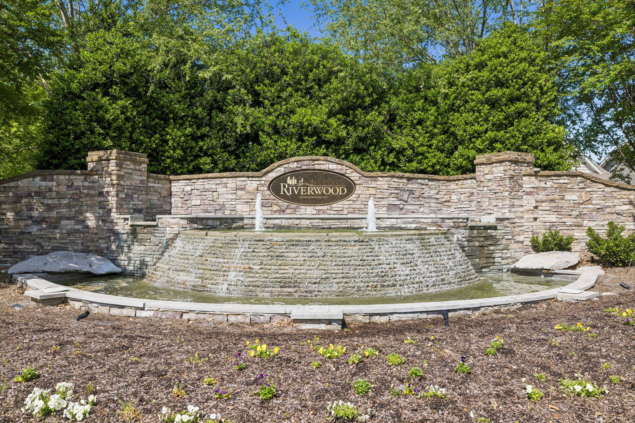 1319 Riverbrook Dr
