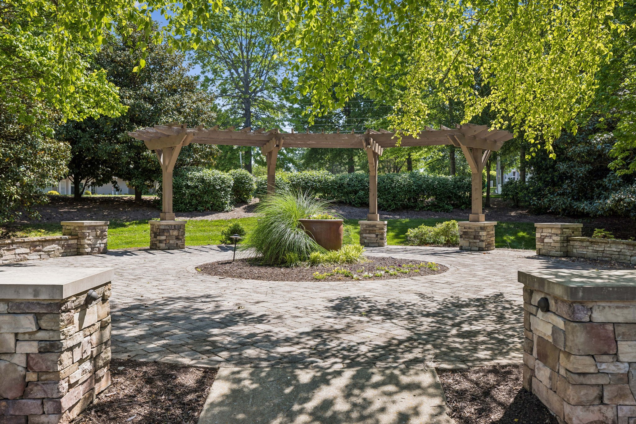 1319 Riverbrook Dr