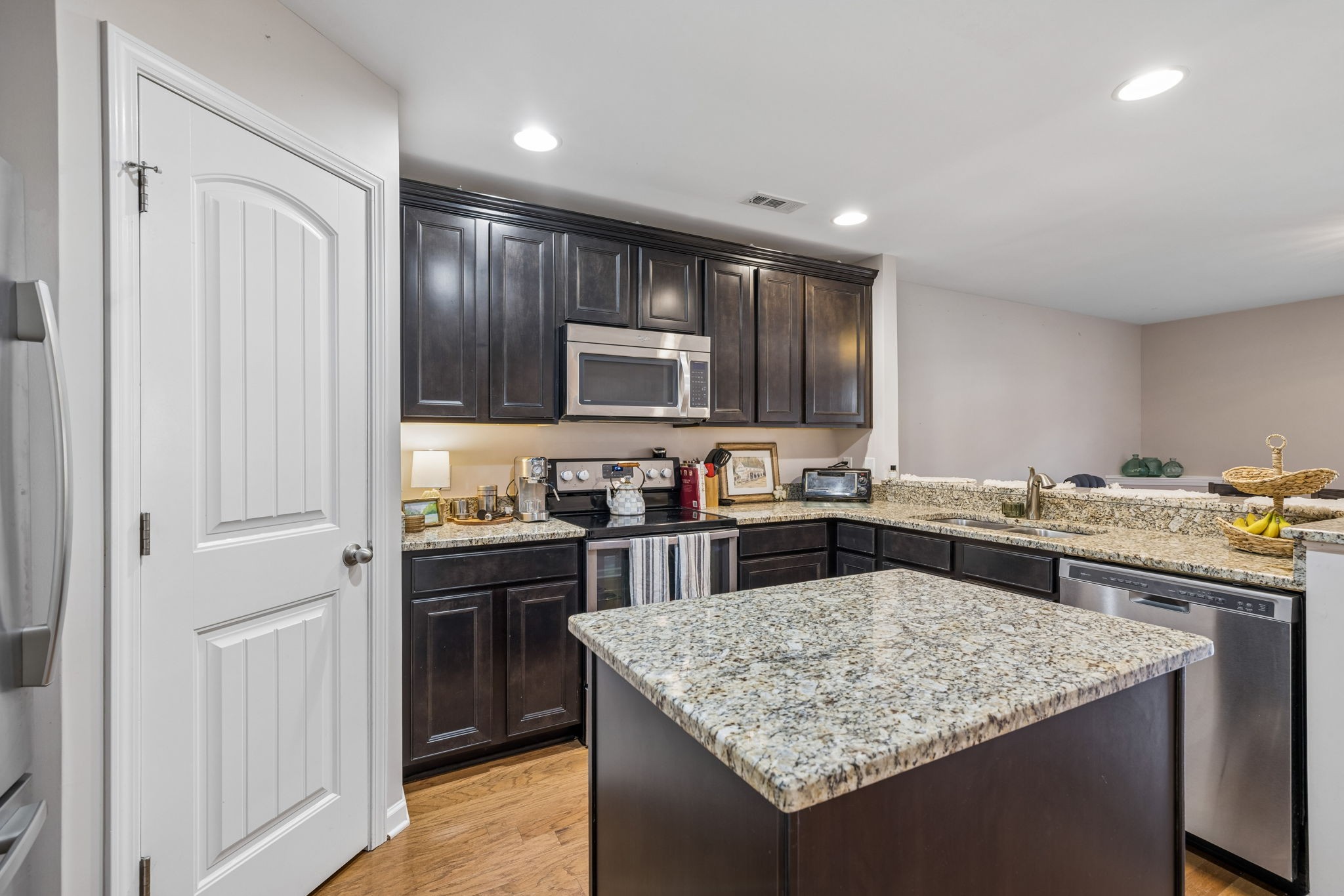 1319 Riverbrook Dr