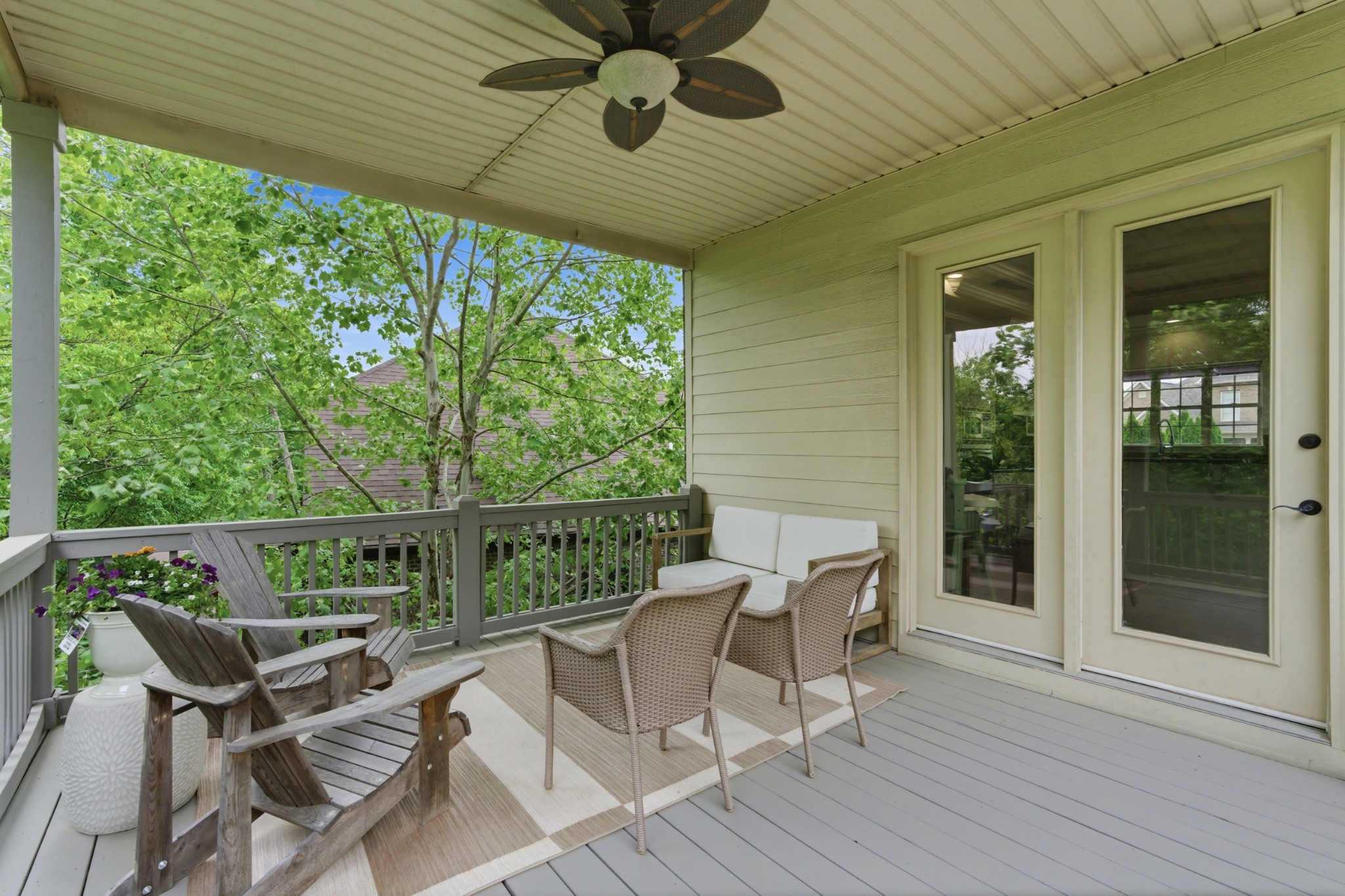 548 Summit Oaks Ct